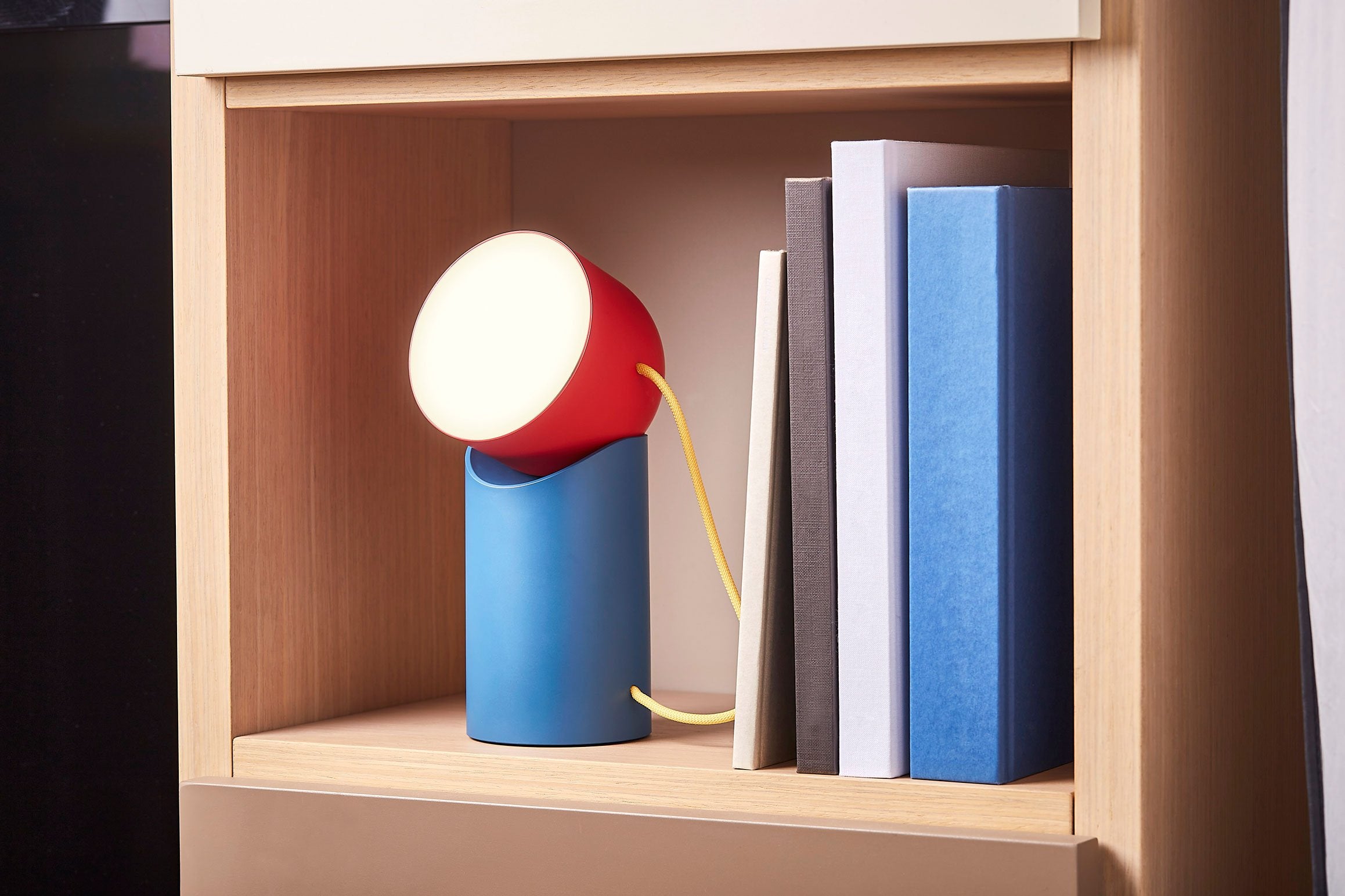 Lexon-Orbe Led Aydınlatma Mavi & Kırmızı-Masa Lambası-2-Milagron.com