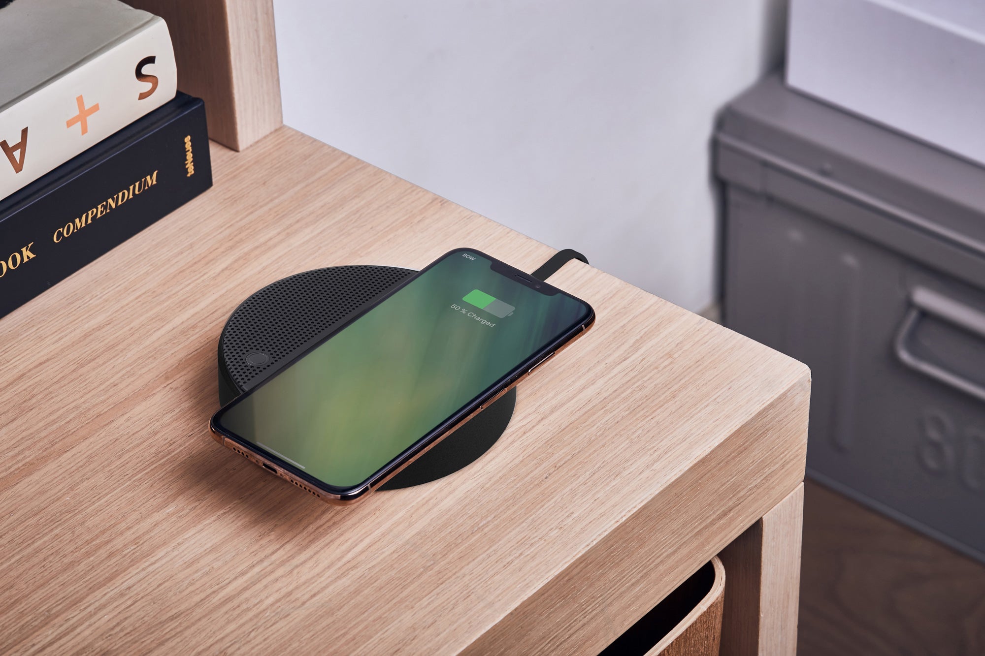 Lexon-Oslo Energy + Kablosuz şarj Cihazı Ve Bluetooth Hoparlör Siyah-Taşınabilir Hoparlör-4-Milagron.com