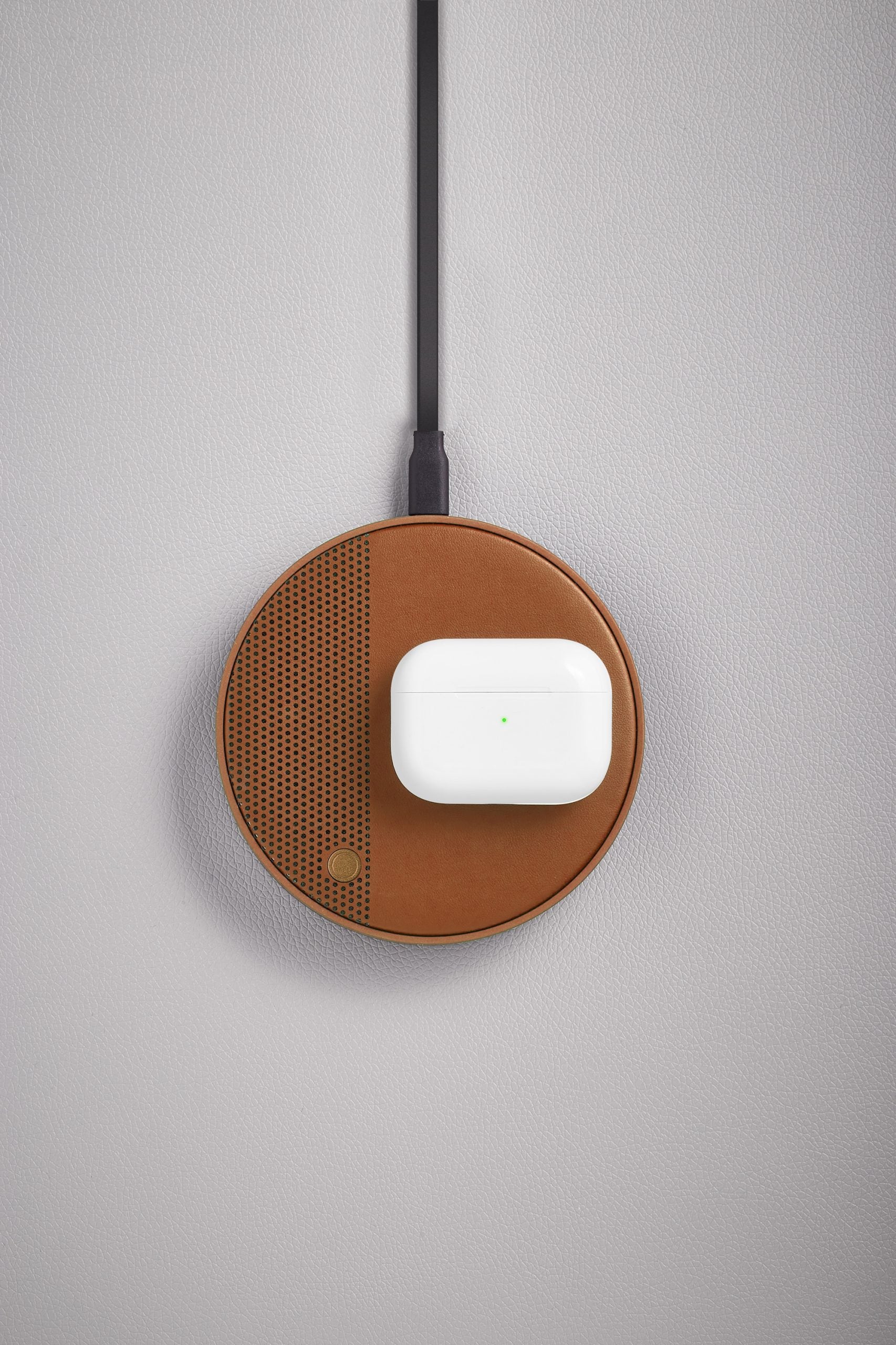 Lexon-Oslo Energy + Kablosuz şarj Cihazı Ve Bluetooth Hoparlör-Taşınabilir Hoparlör-4-Milagron.com