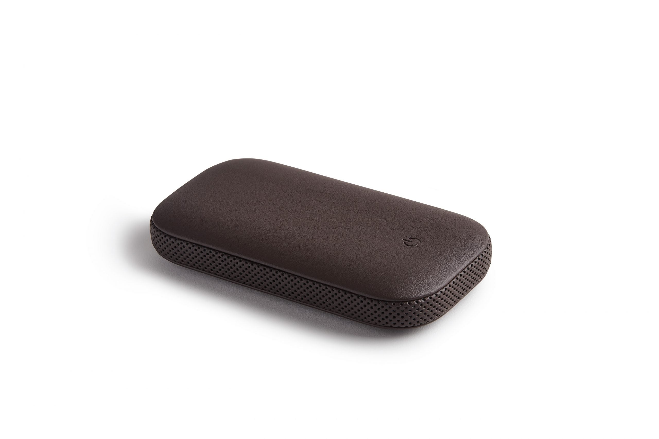 Lexon-Powersound Deri Kablosuz şarj Cihazı Ve Bluetooth Hoparlör Kahverengi-Taşınabilir Hoparlör-9-Milagron.com