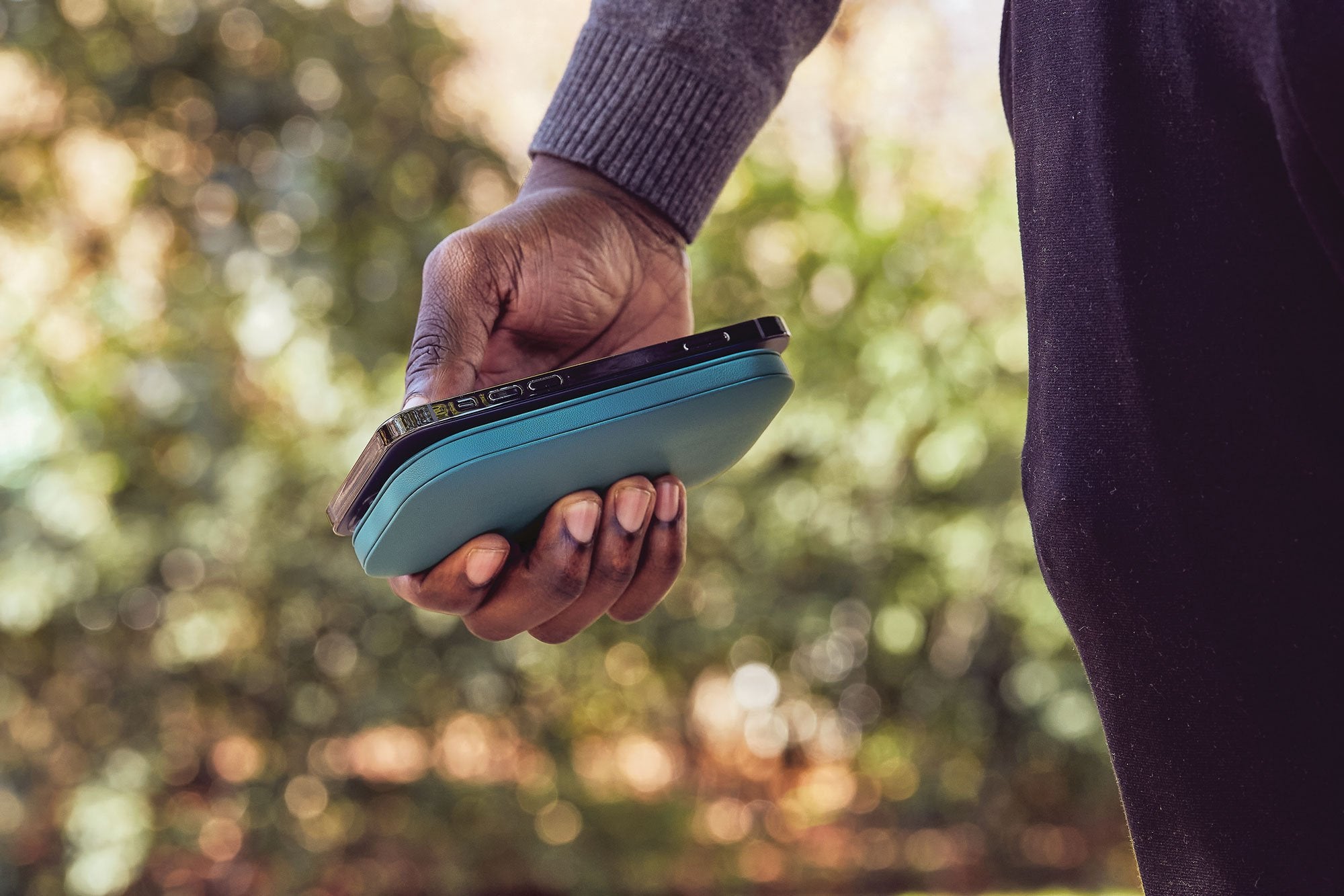 Lexon-Softpower Wirelessbank Kablosuz şarj Cihazı & Powerbank Mavi-Powerbank-4-Milagron.com