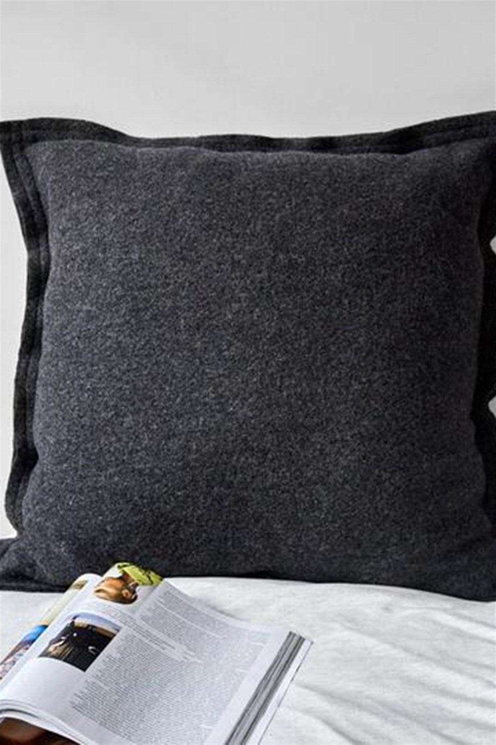 Moyha-Great Antrasit Yastık (60x60)-Kırlent-1-Milagron.com