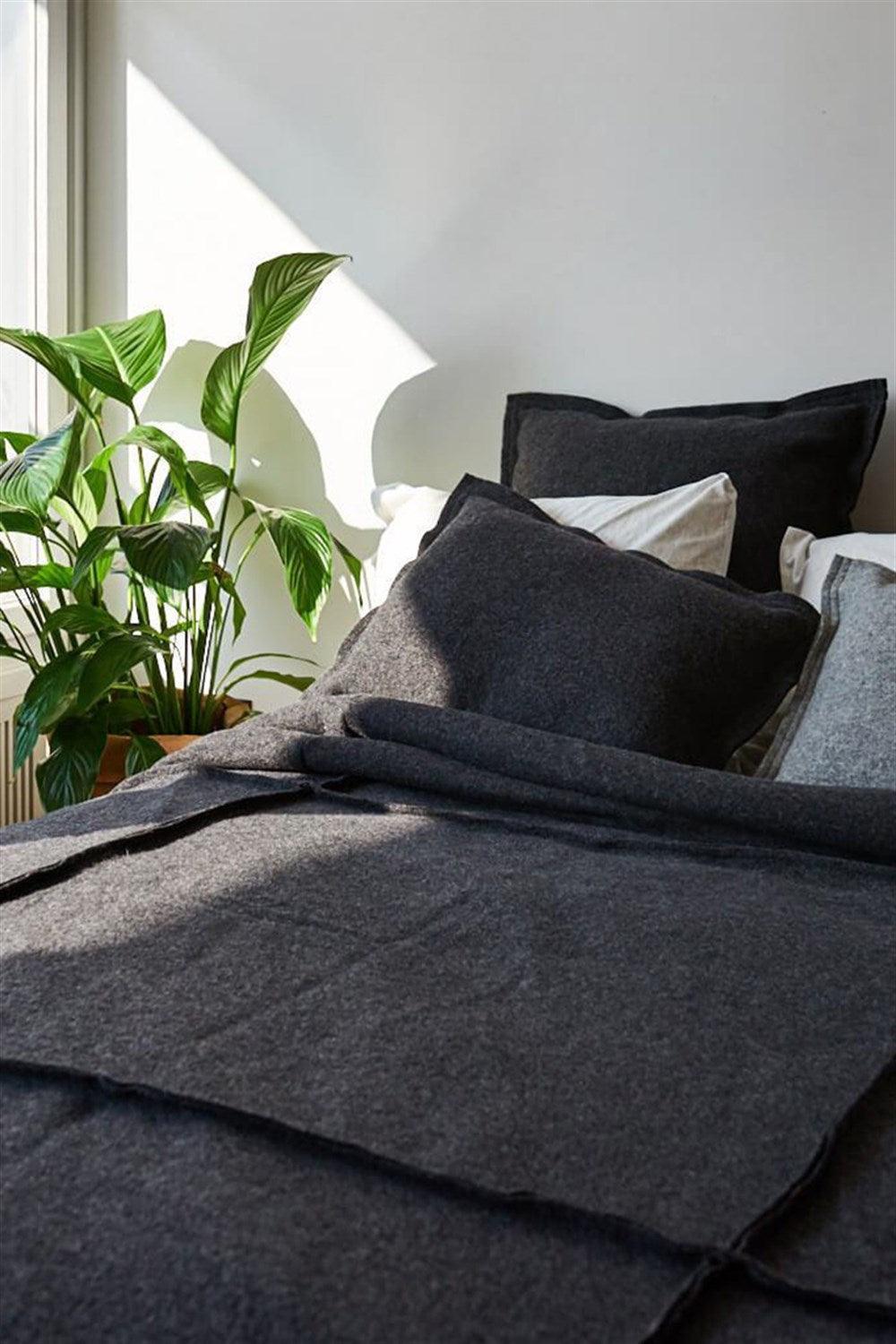 Moyha-Wave Antrasit Yatak Örtüsü (180 x 250)-Yatak Örtüsü-4-Milagron.com