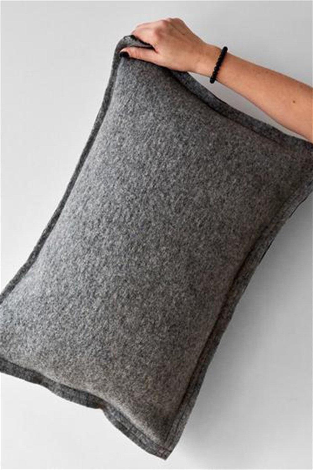 Moyha-Well Gri Yastık (60x40)-Kırlent-1-Milagron.com