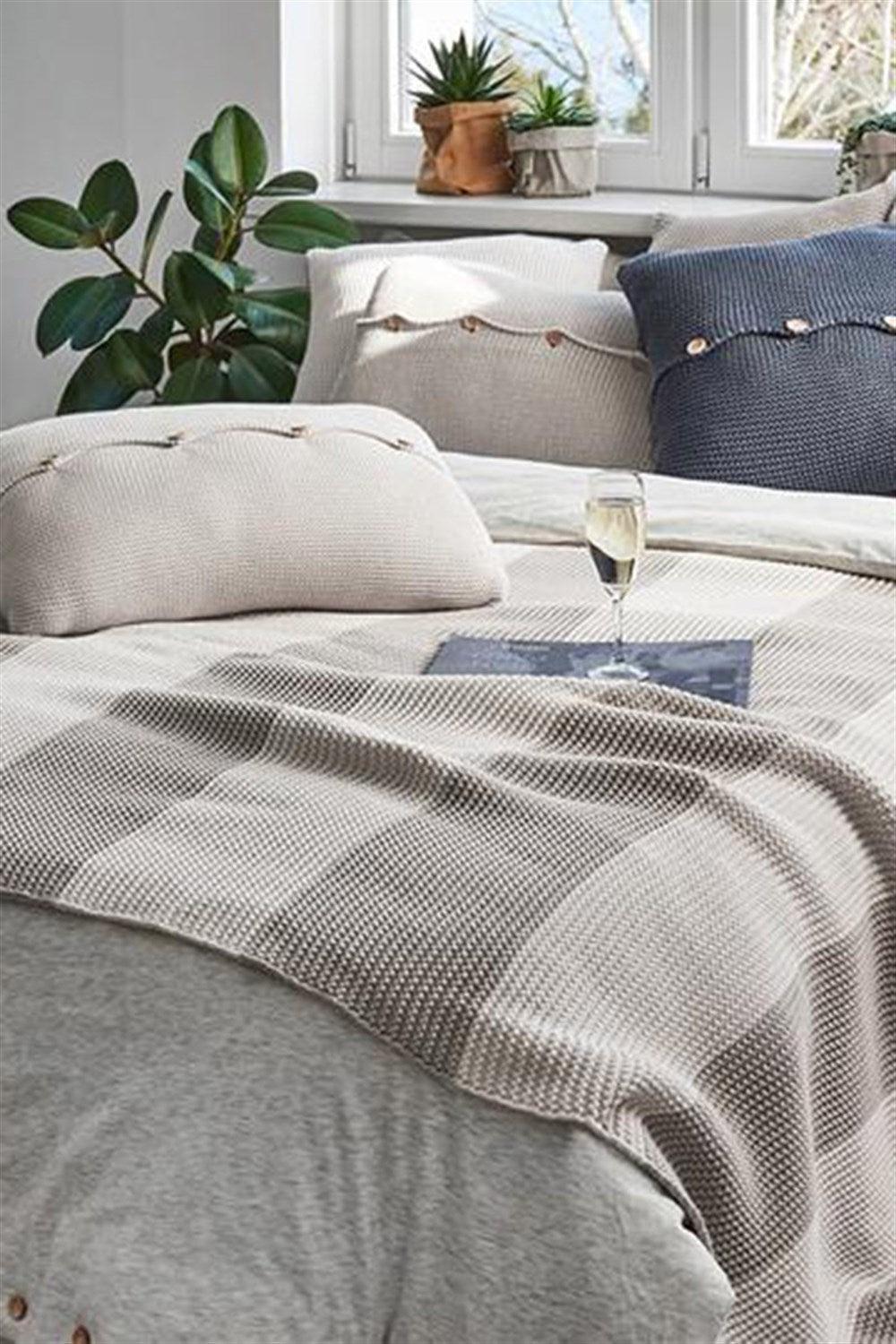 Moyha-Zen Gri Yastık (50x50)-Kırlent-1-Milagron.com