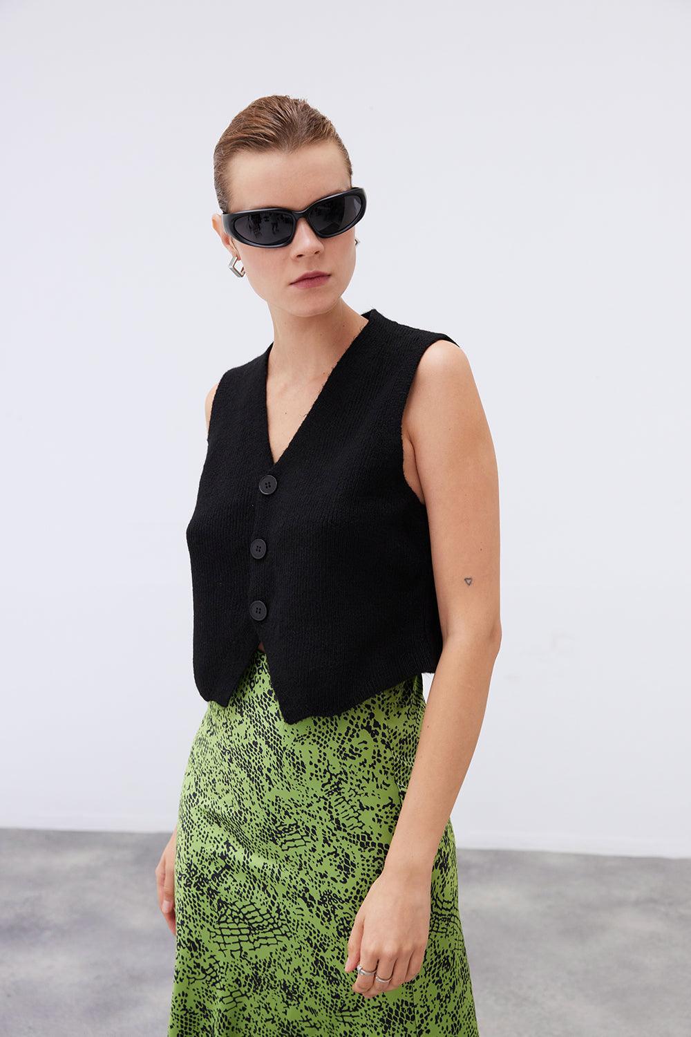 Mozto-SORUNLU - Ethel Knitted Waistcoat-Yelek-1-Milagron.com