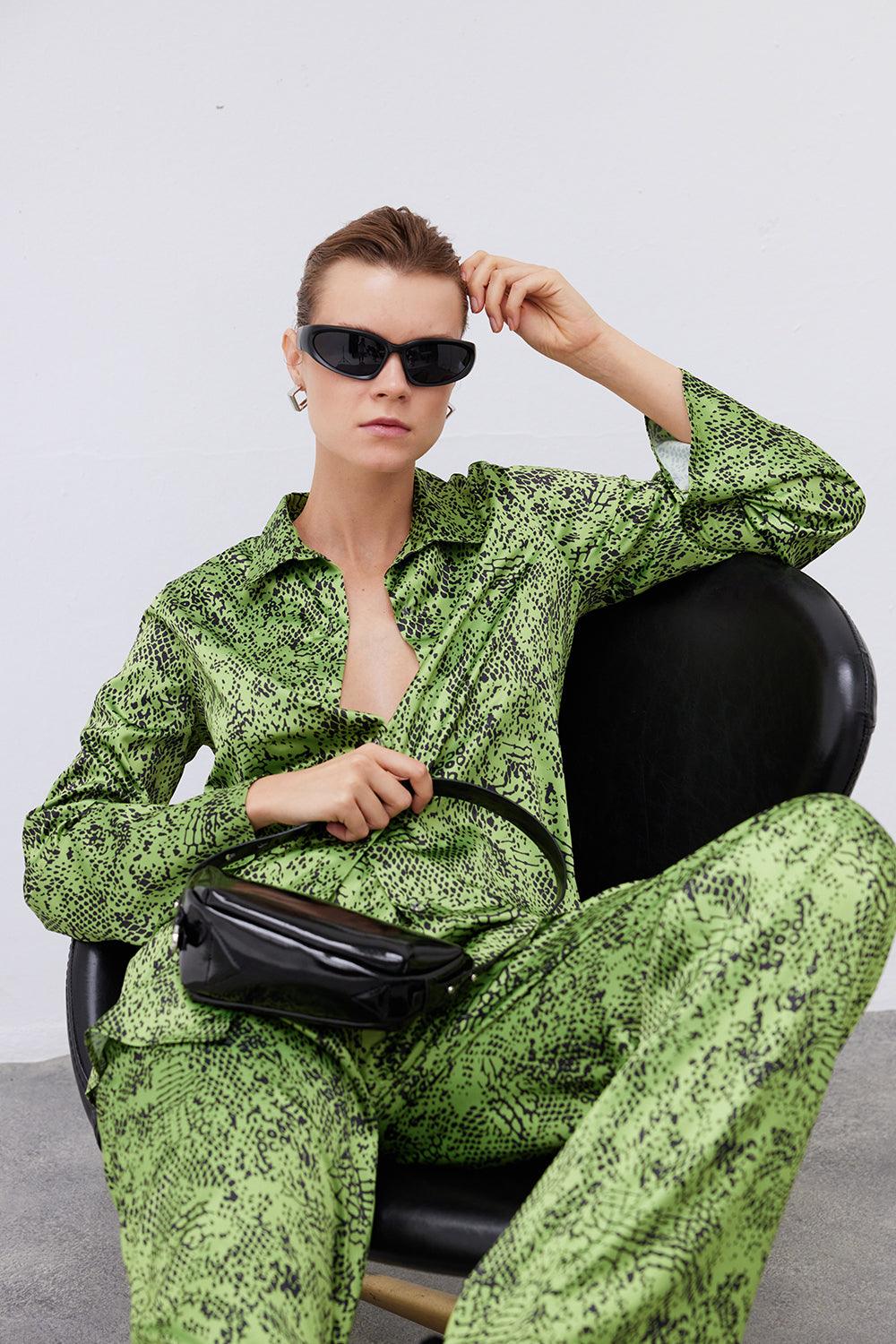 Mozto-SORUNLU - Thalia Satin Shirt-Gömlek-2-Milagron.com