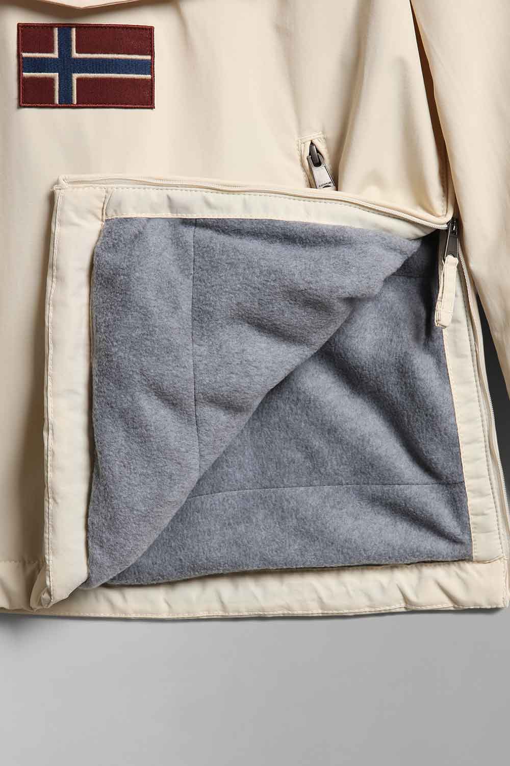 Napapijri-Rainforest Pcoket 4 Whitecap Gray-Yağmurluk-7-Milagron.com