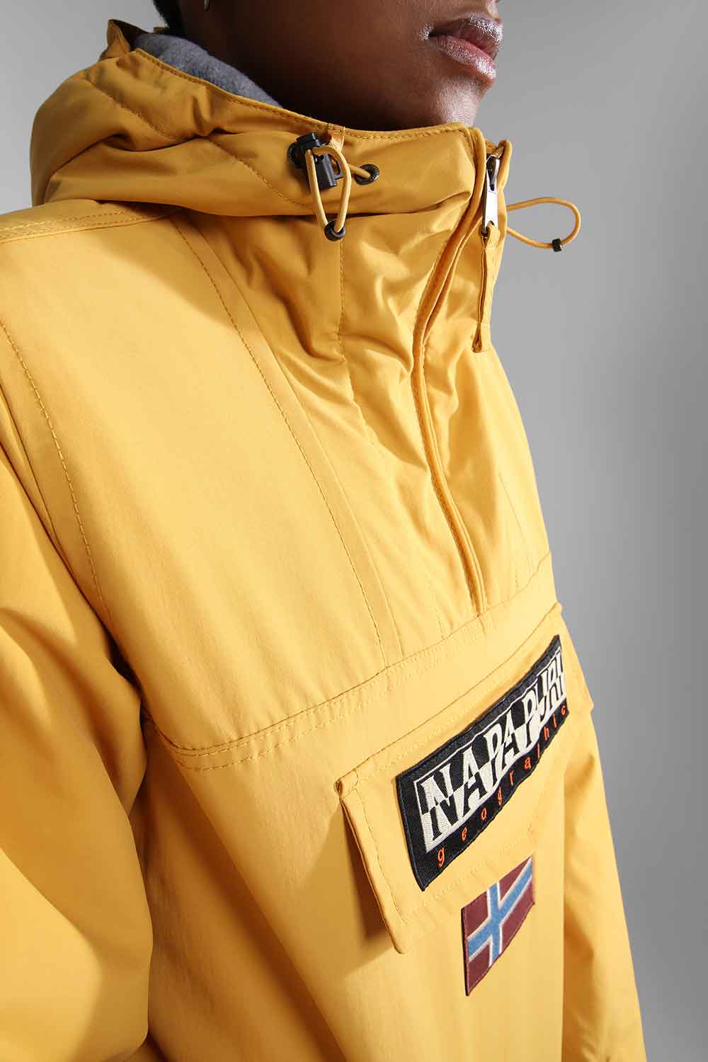 Napapijri-Rainforest Pocket 4 Yellow Amber-Yağmurluk-5-Milagron.com