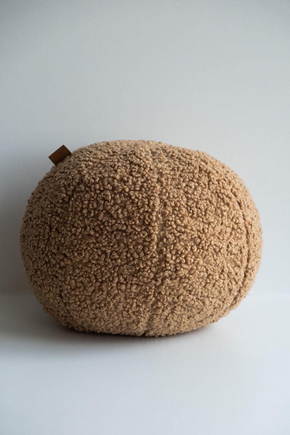 Nehir Ozbey Interiors-Teddy Top Yastık-Yastık-1-Milagron.com