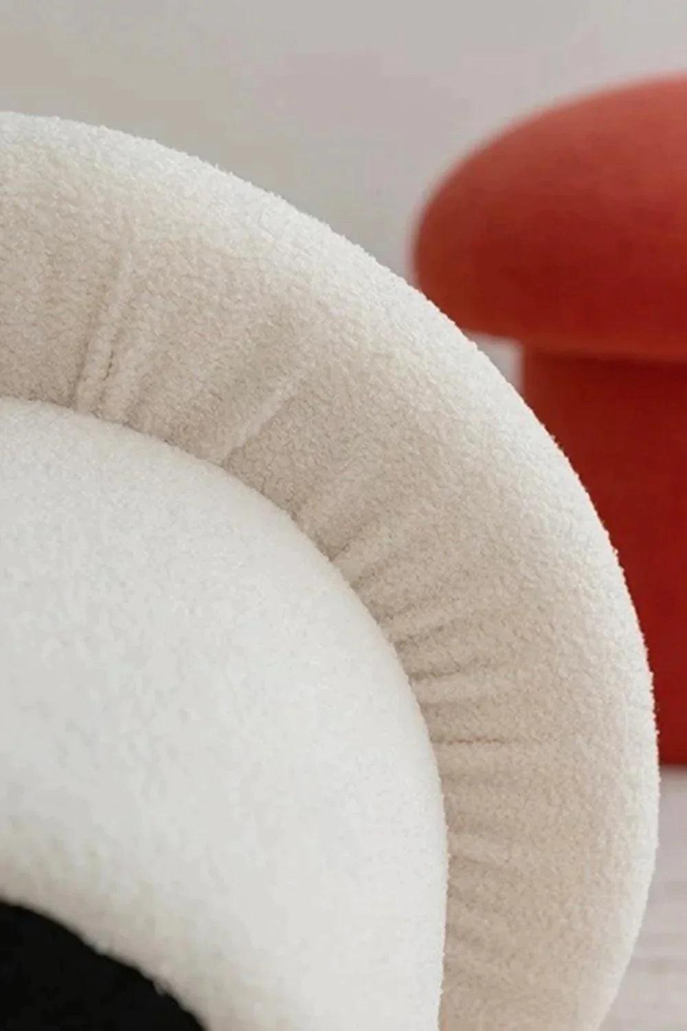 Raika Studio-Mocho Teddy Pouf-Puf-5-Milagron.com