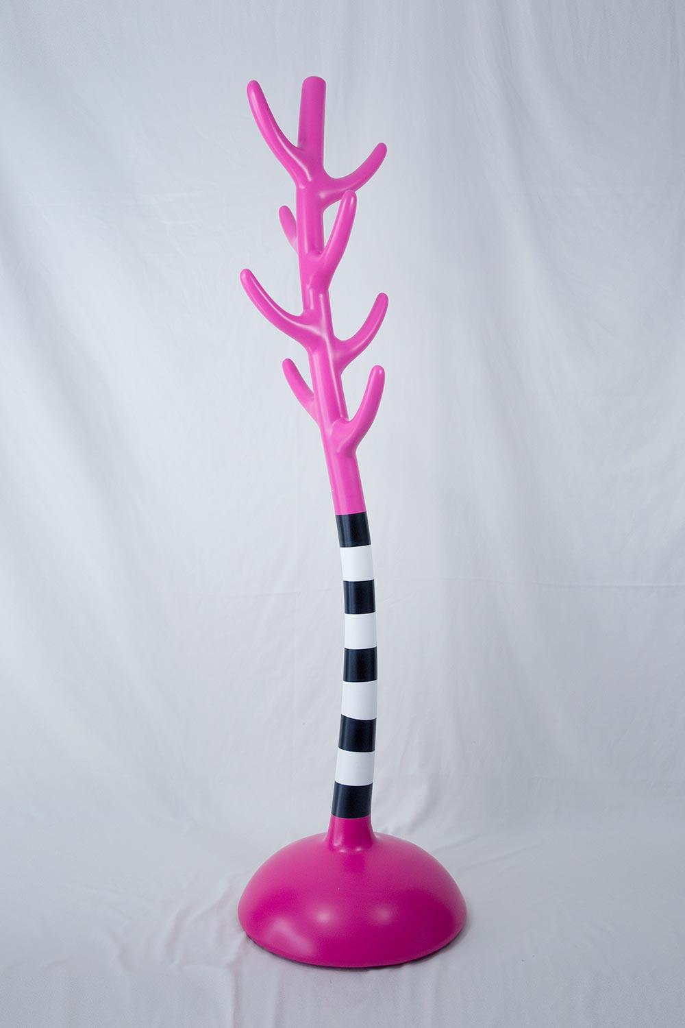 Sodd Design-Crooked Pembe-Askılık-3-Milagron.com