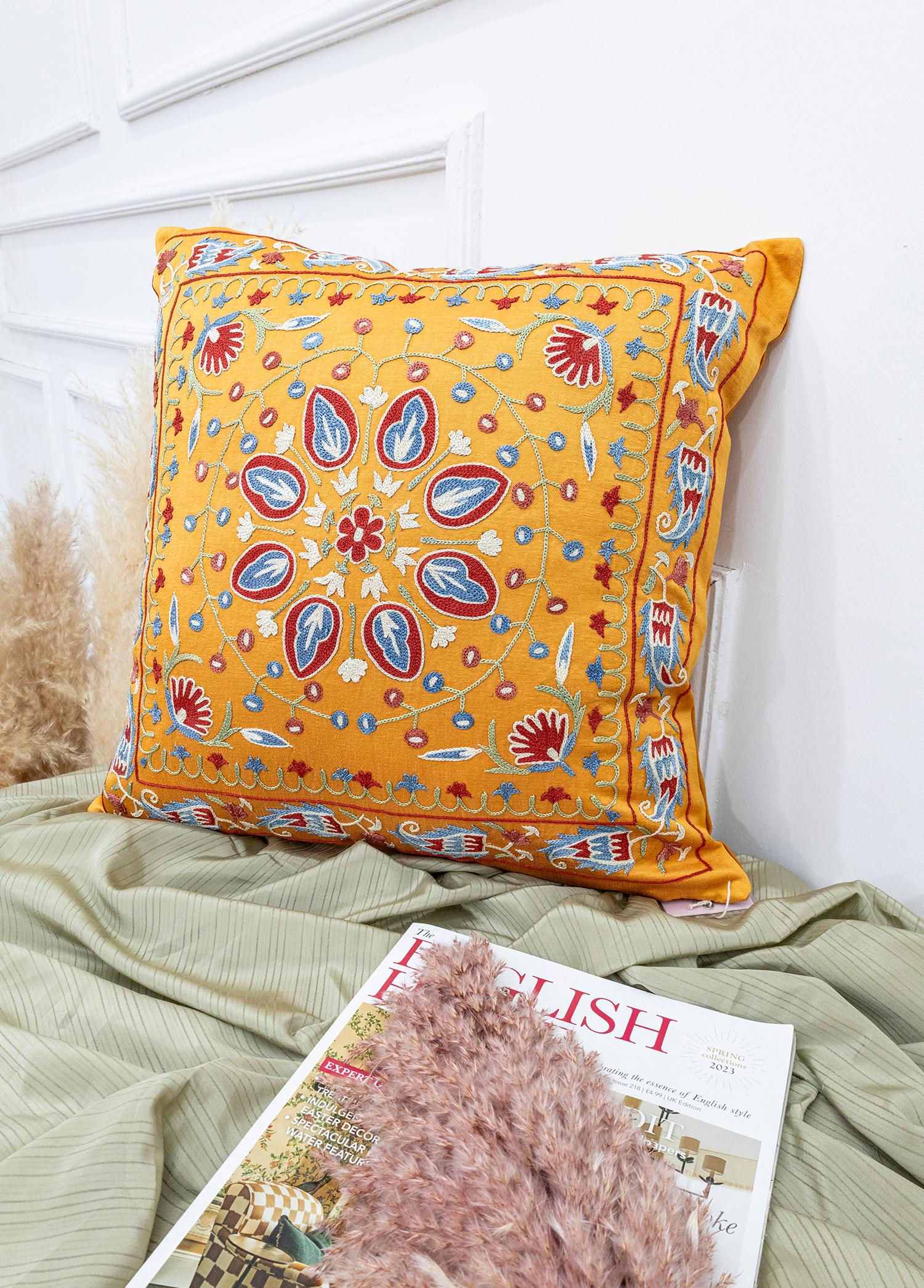 Soho Antiq-Belek çiçek Desenli Suzani Kırlent 50x50 Cm-Yastık-2-Milagron.com