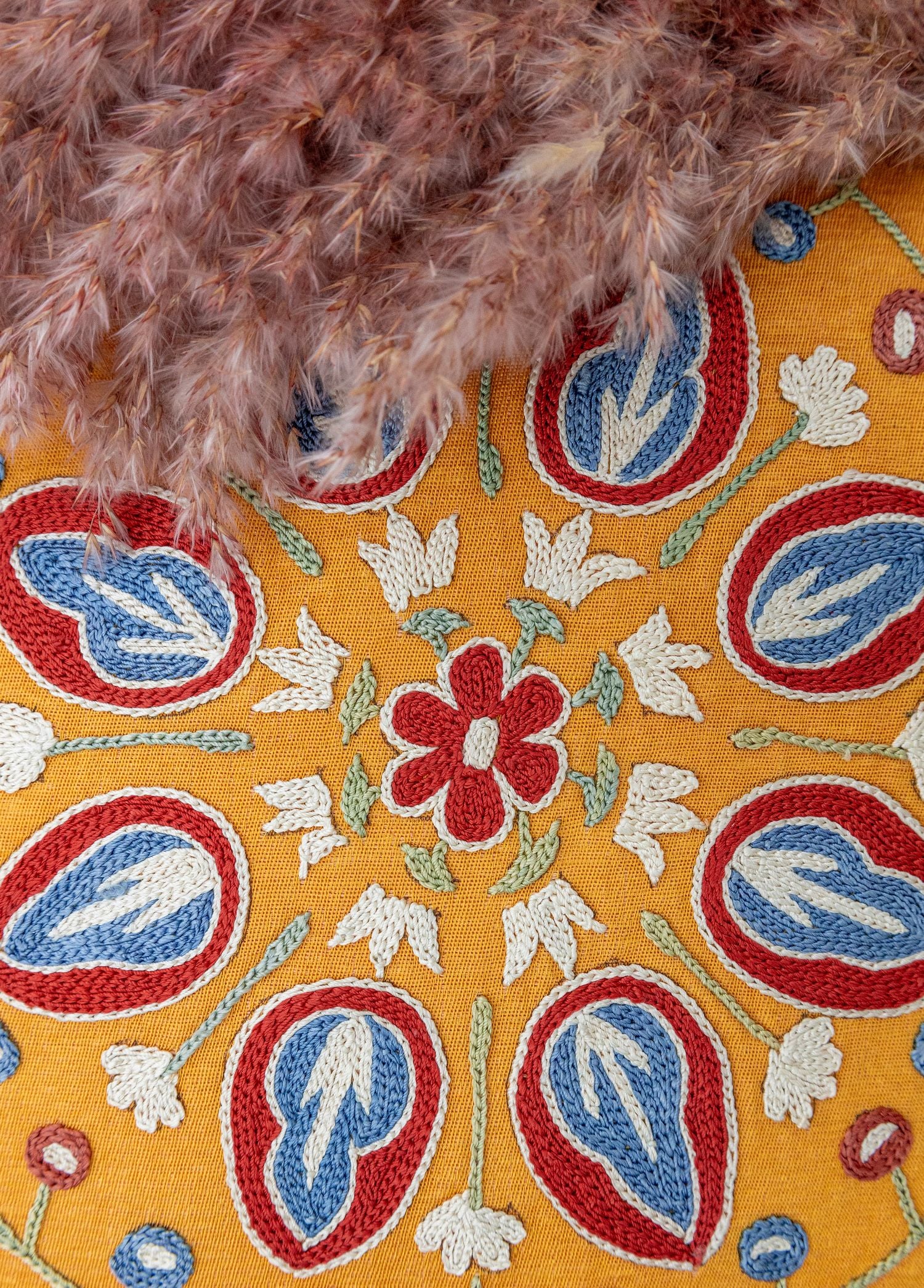 Soho Antiq-Belek çiçek Desenli Suzani Kırlent 50x50 Cm-Yastık-3-Milagron.com