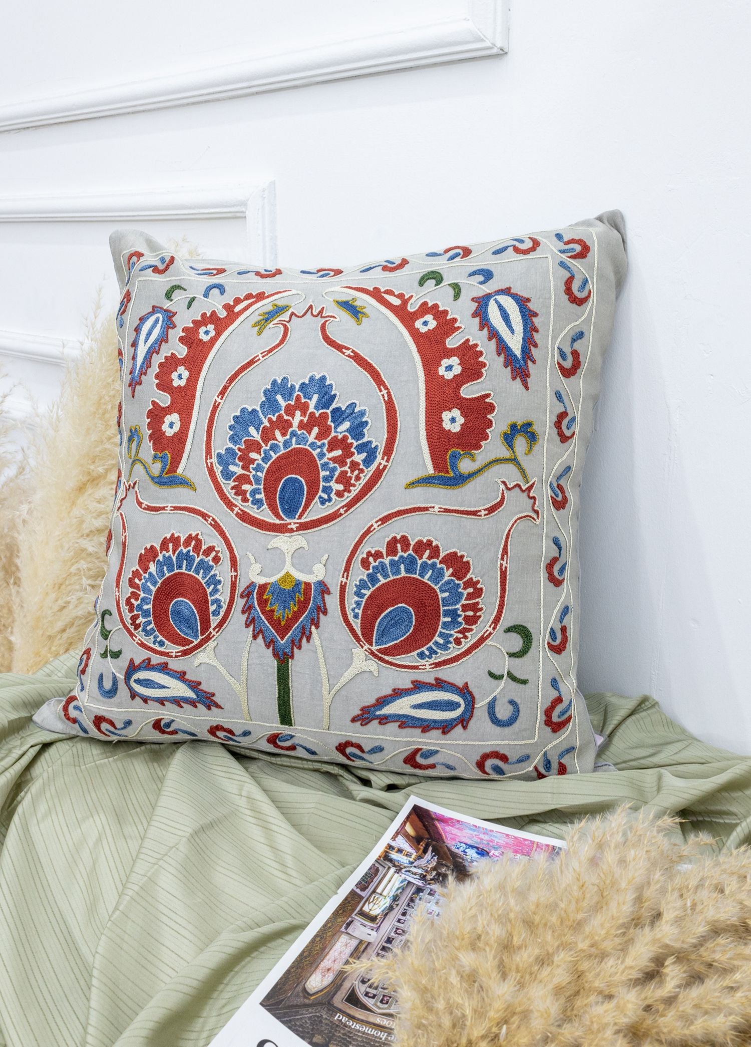 Soho Antiq-Beylem Suzani El Yapımı İpek Yastık 50x50 Cm-Yastık-2-Milagron.com