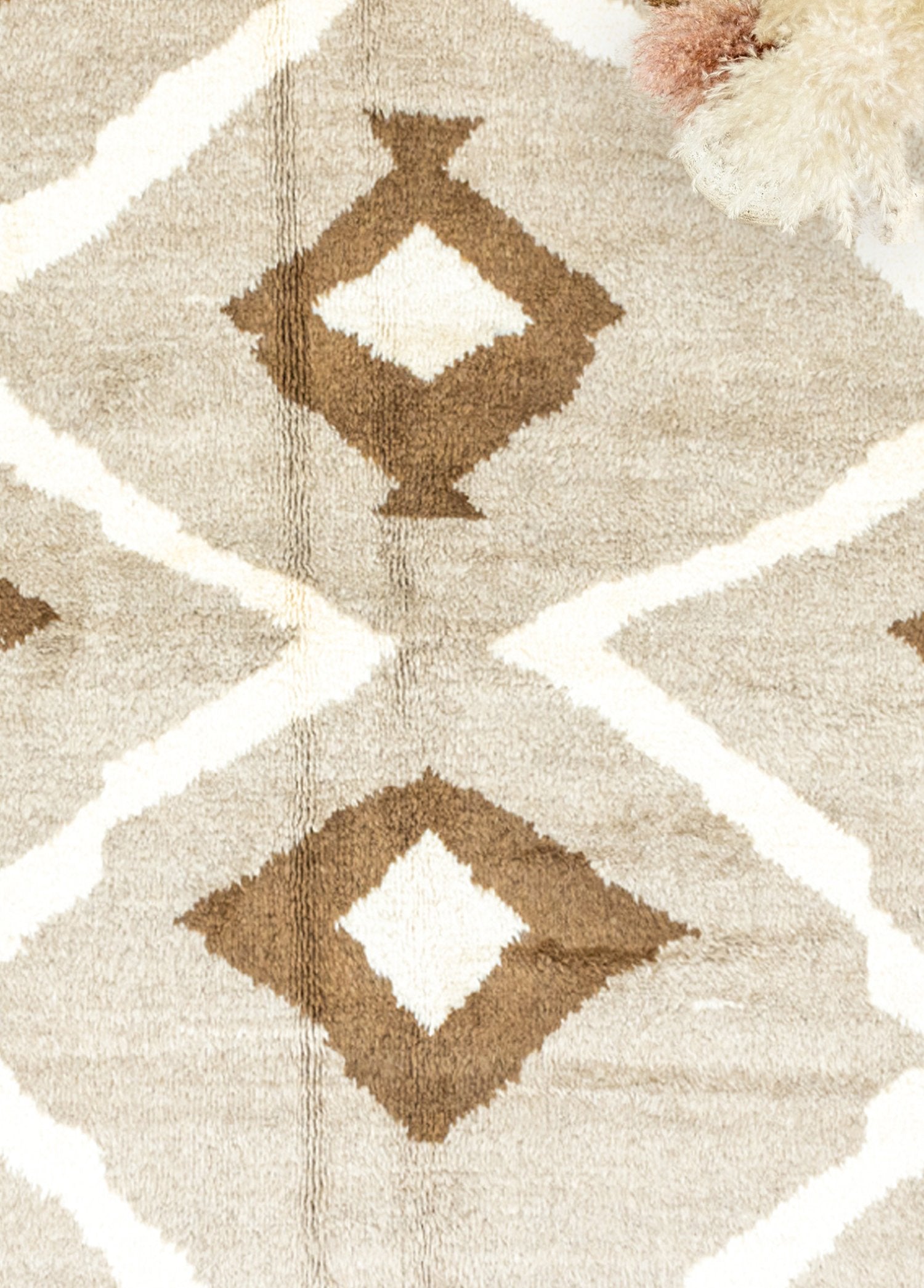 Soho Antiq-Caisa Deve Figürlü El Dokuma Moroccan Halı 269x304 Cm-Halı-3-Milagron.com