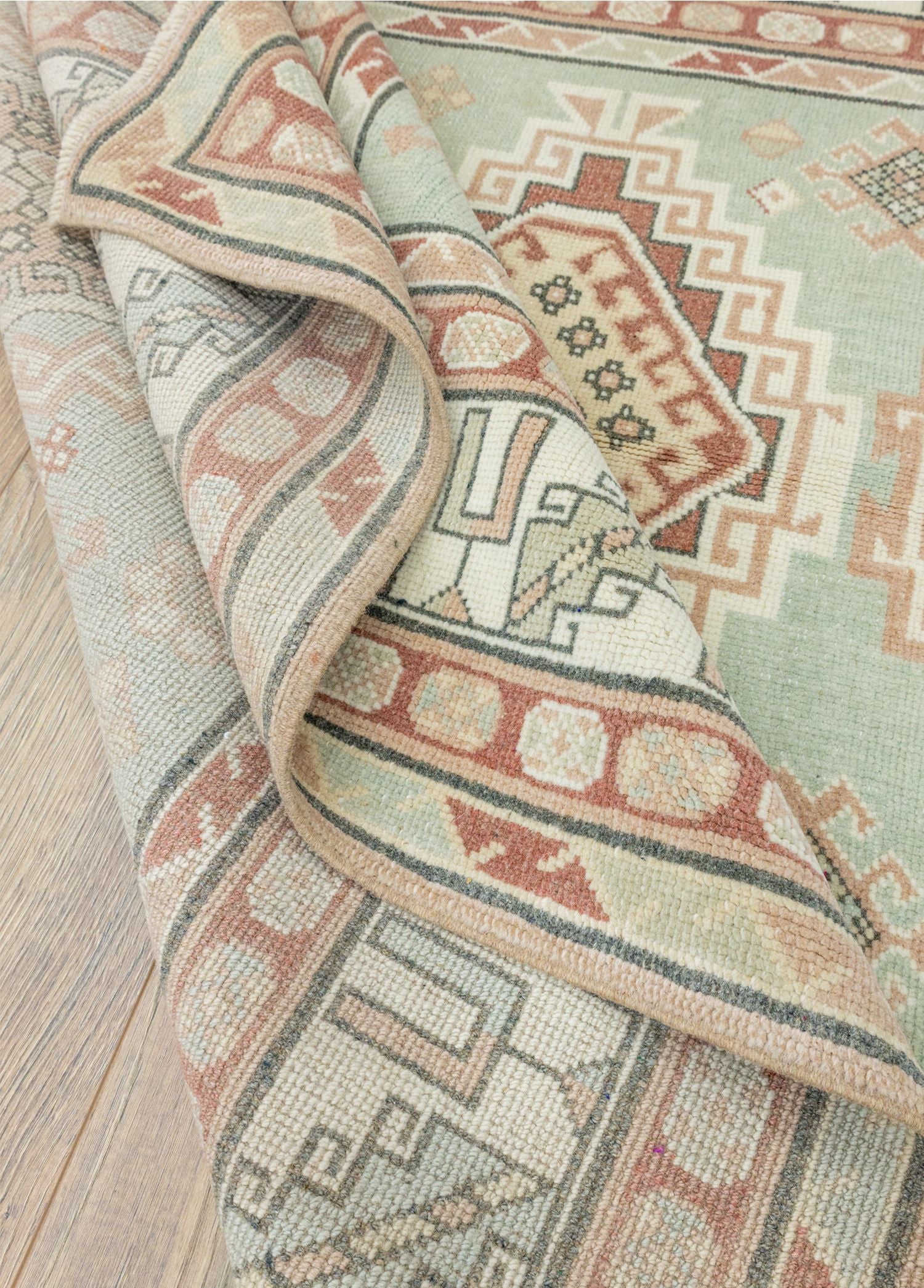 Soho Antiq-Cilo Geometrik Desenli El Dokuma Yün Halı 130x192 Cm-Halı-6-Milagron.com