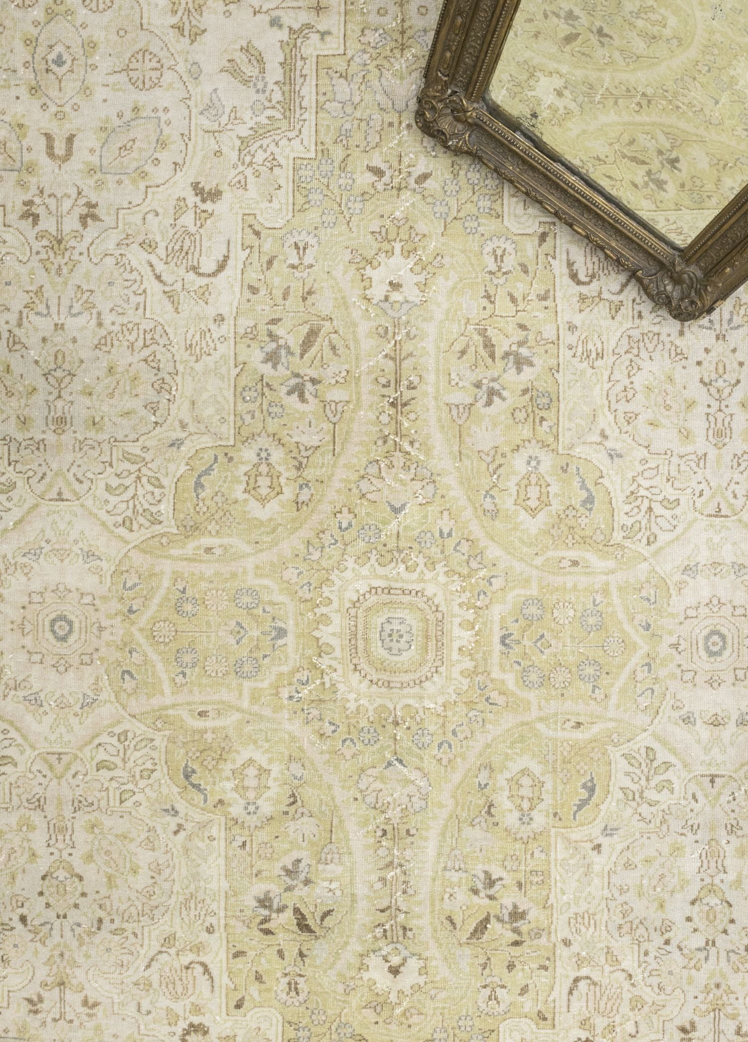 Soho Antiq-Daria çiçek Desenli El Dokuma Ladik Halısı 190x316 Cm-Halı-3-Milagron.com