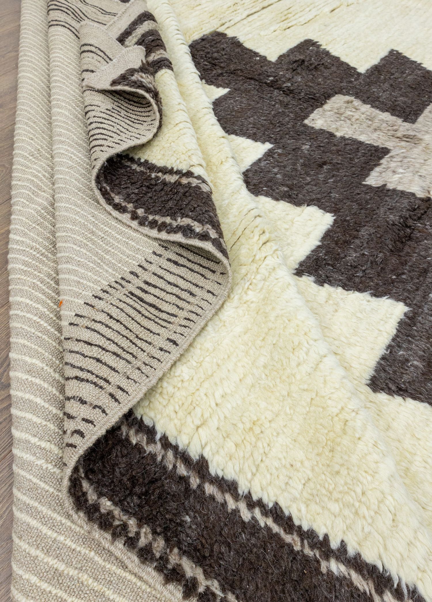 Soho Antiq-Eftal Modern Büyük El Dokuma Yün Halı 330x450 Cm-Halı-6-Milagron.com