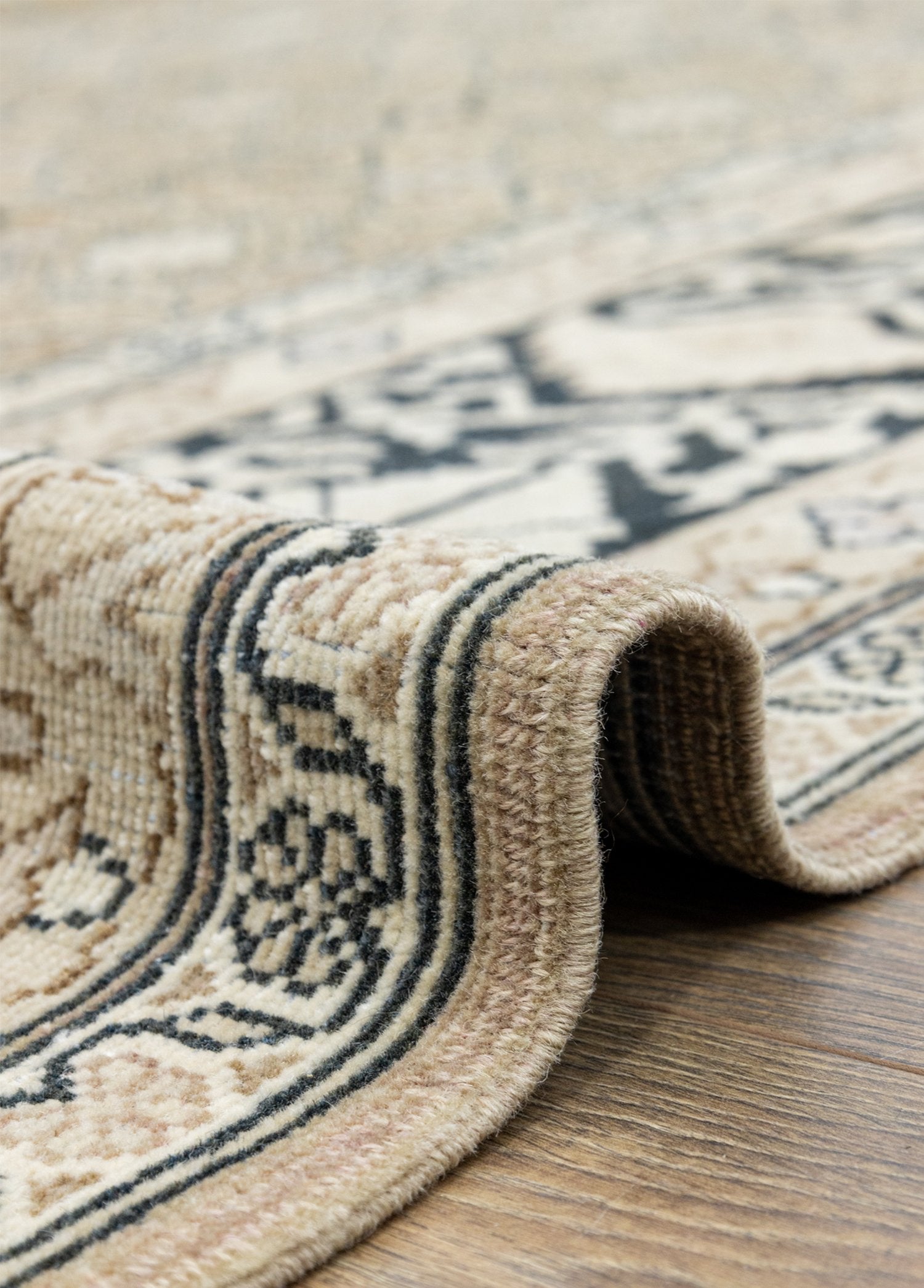 Soho Antiq-Eyvan Geometrik çiçek Desenli El Dokuma İran Halısı 294x390 Cm-Halı-5-Milagron.com