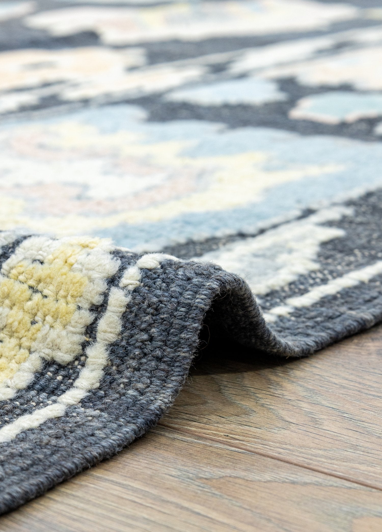 Soho Antiq-Jean Uşak Desenli El Dokuma Büyük Yün Halı 376x456 Cm-Halı-5-Milagron.com