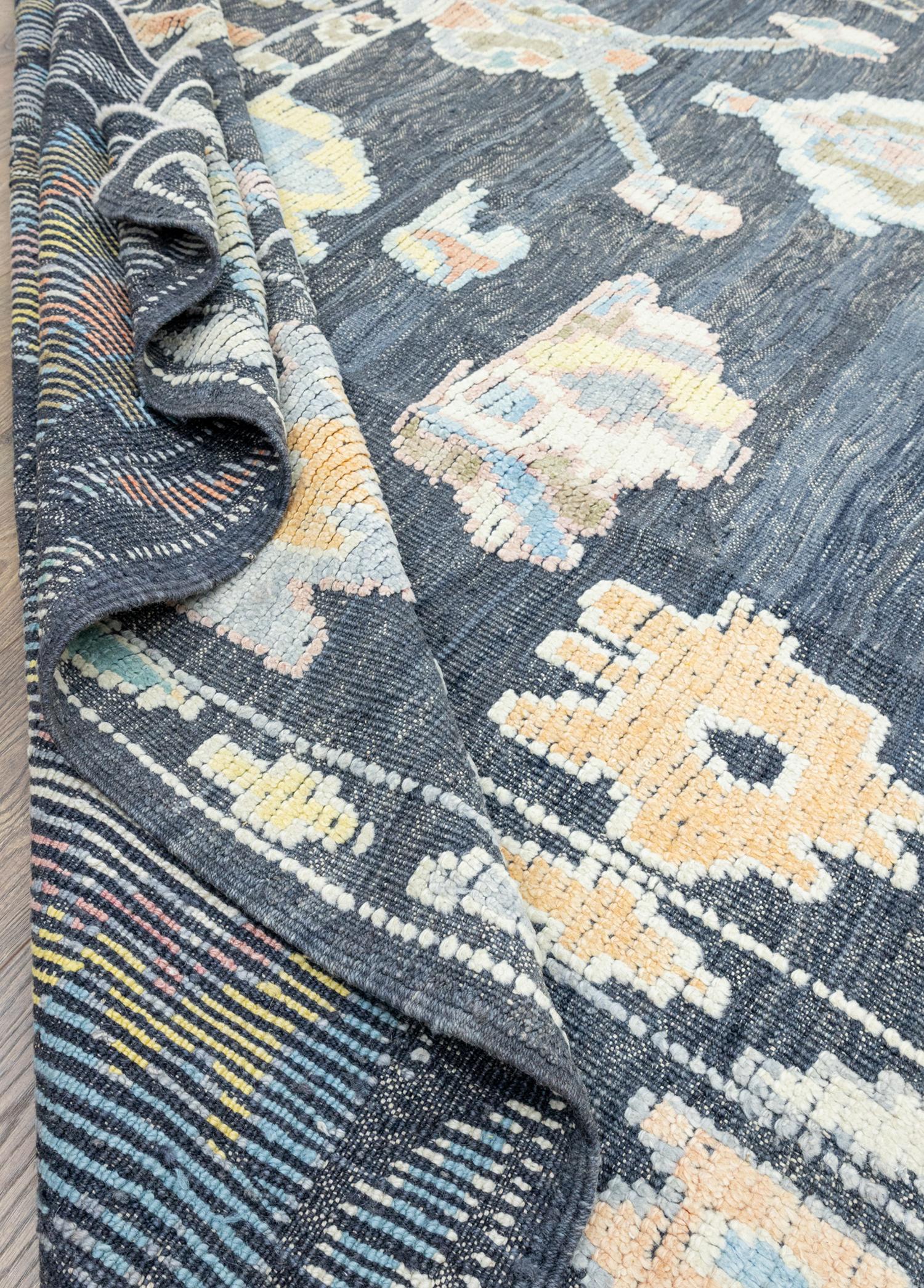 Soho Antiq-Jean Uşak Desenli El Dokuma Büyük Yün Halı 376x456 Cm-Halı-6-Milagron.com