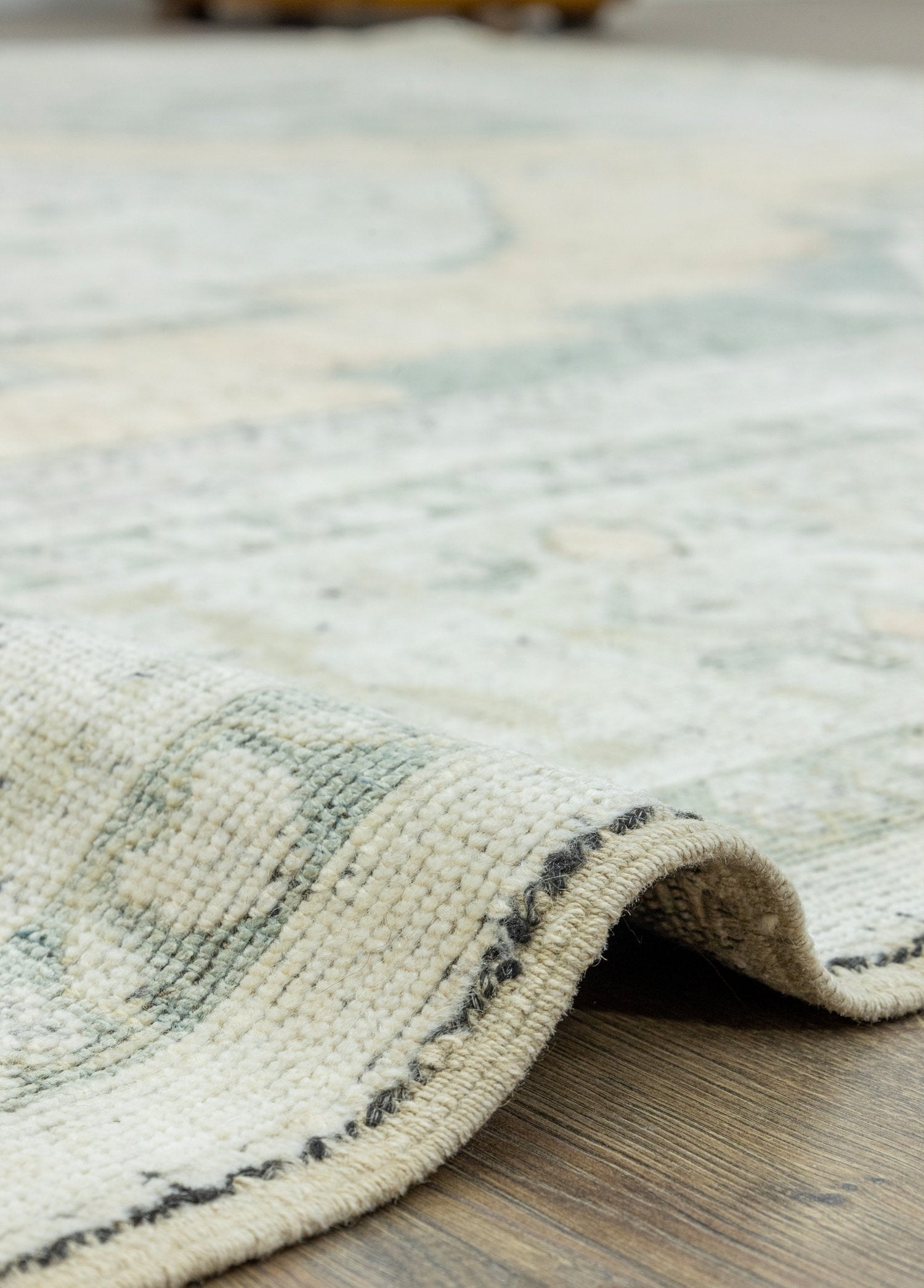 Soho Antiq-Lara Geleneksel El Dokuma Yün Anadolu Halısı 206x373 Cm-Halı-5-Milagron.com