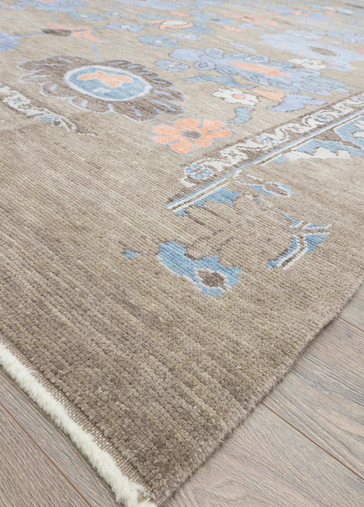 Soho Antiq-Likya çiçek Desenli El Dokuma Yün Halı 290x455 Cm-Halı-3-Milagron.com