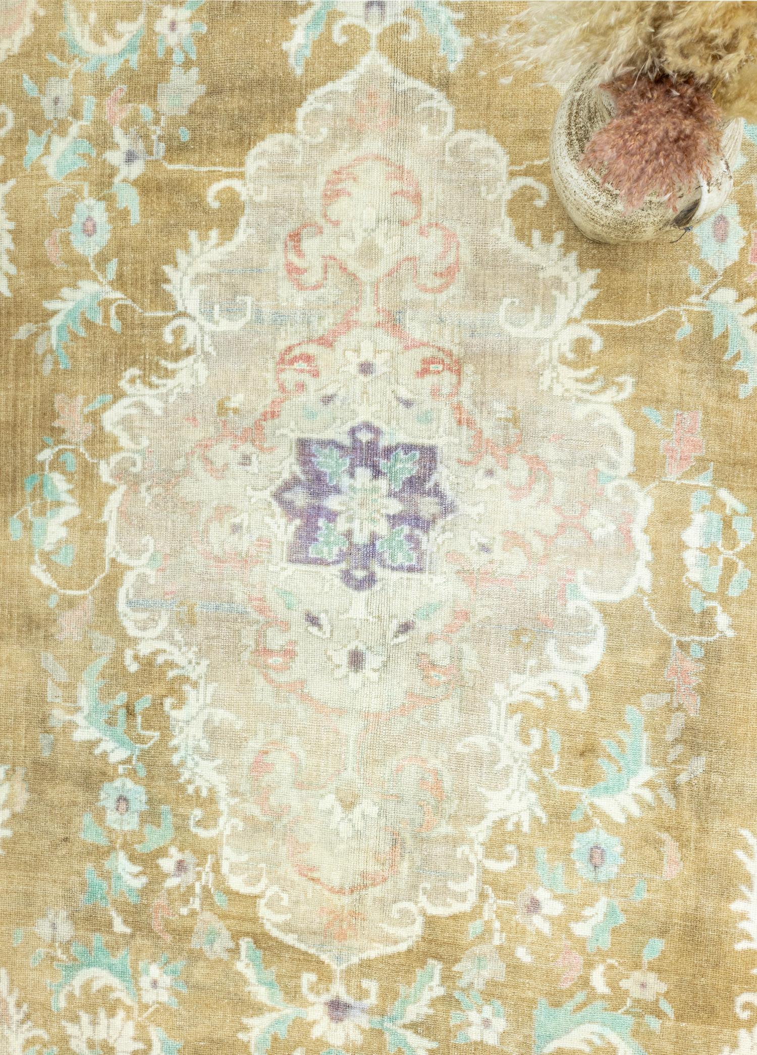 Soho Antiq-Nergis Geleneksel çiçekli Yün Halı 186x307 Cm-Halı-3-Milagron.com