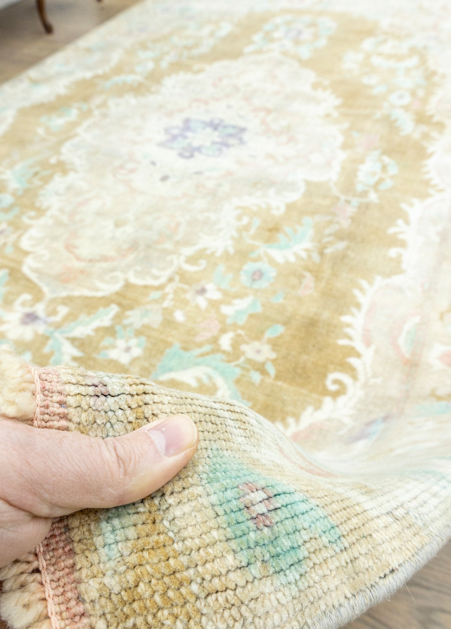 Soho Antiq-Nergis Geleneksel çiçekli Yün Halı 186x307 Cm-Halı-4-Milagron.com