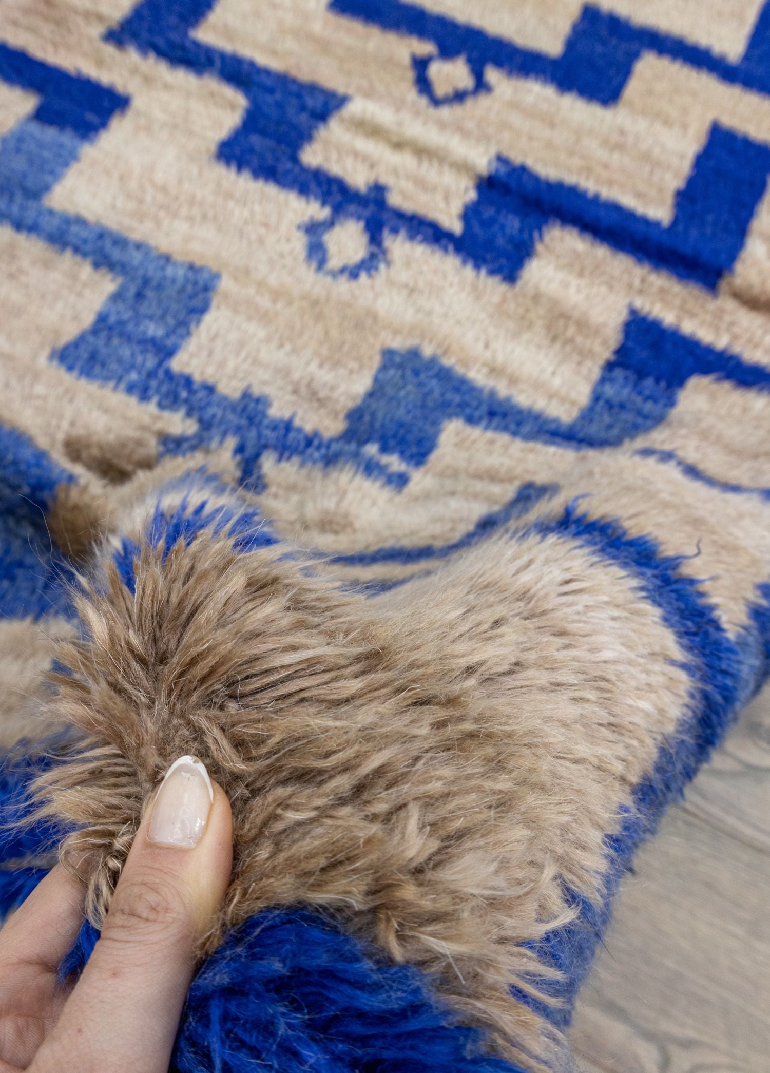 Soho Antiq-Norcis Shaggy Tarzı El Dokuma Halı 122x180 Cm-Halı-4-Milagron.com