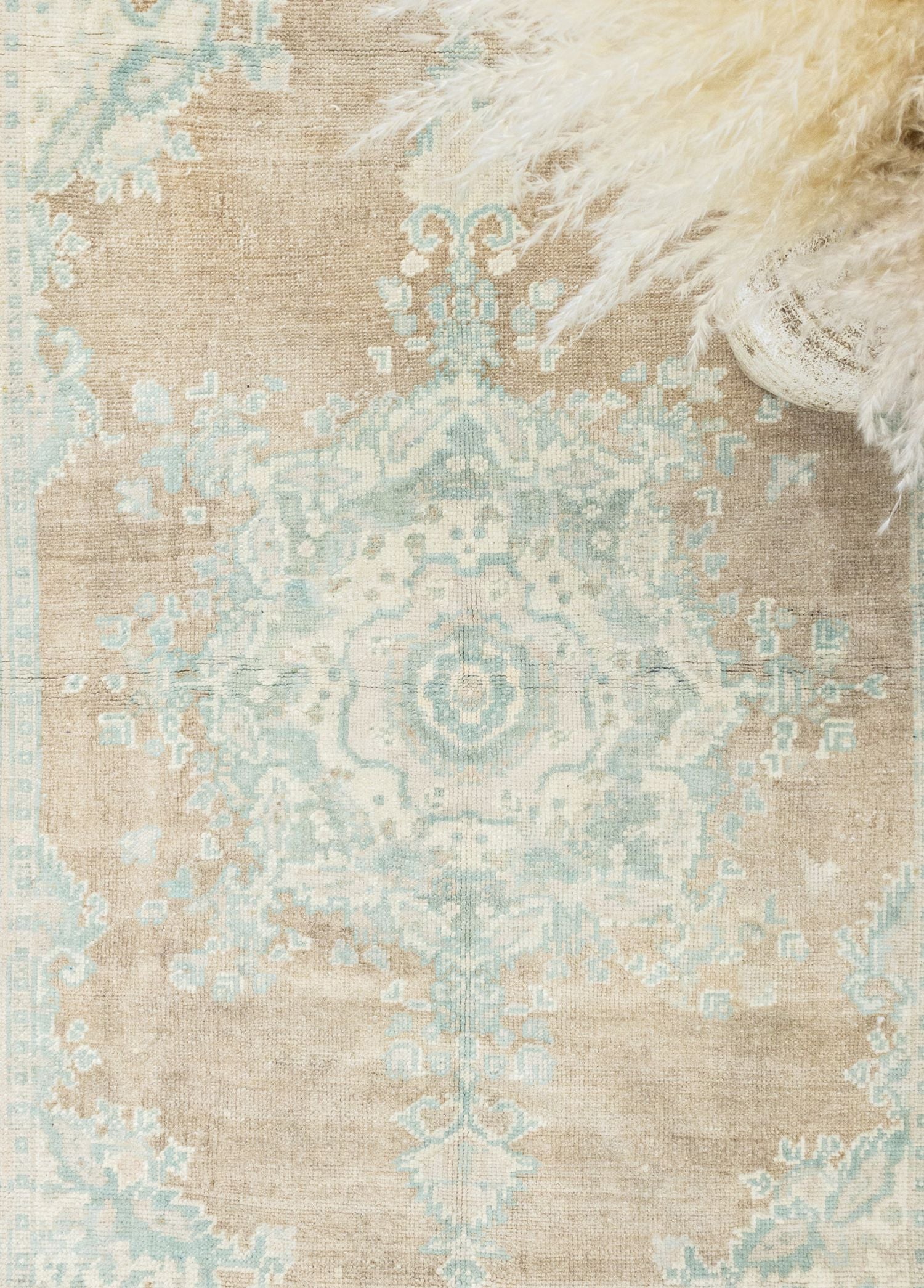 Soho Antiq-Saveh Madalyon Desenli Yün Halı 137x224 Cm-Halı-3-Milagron.com