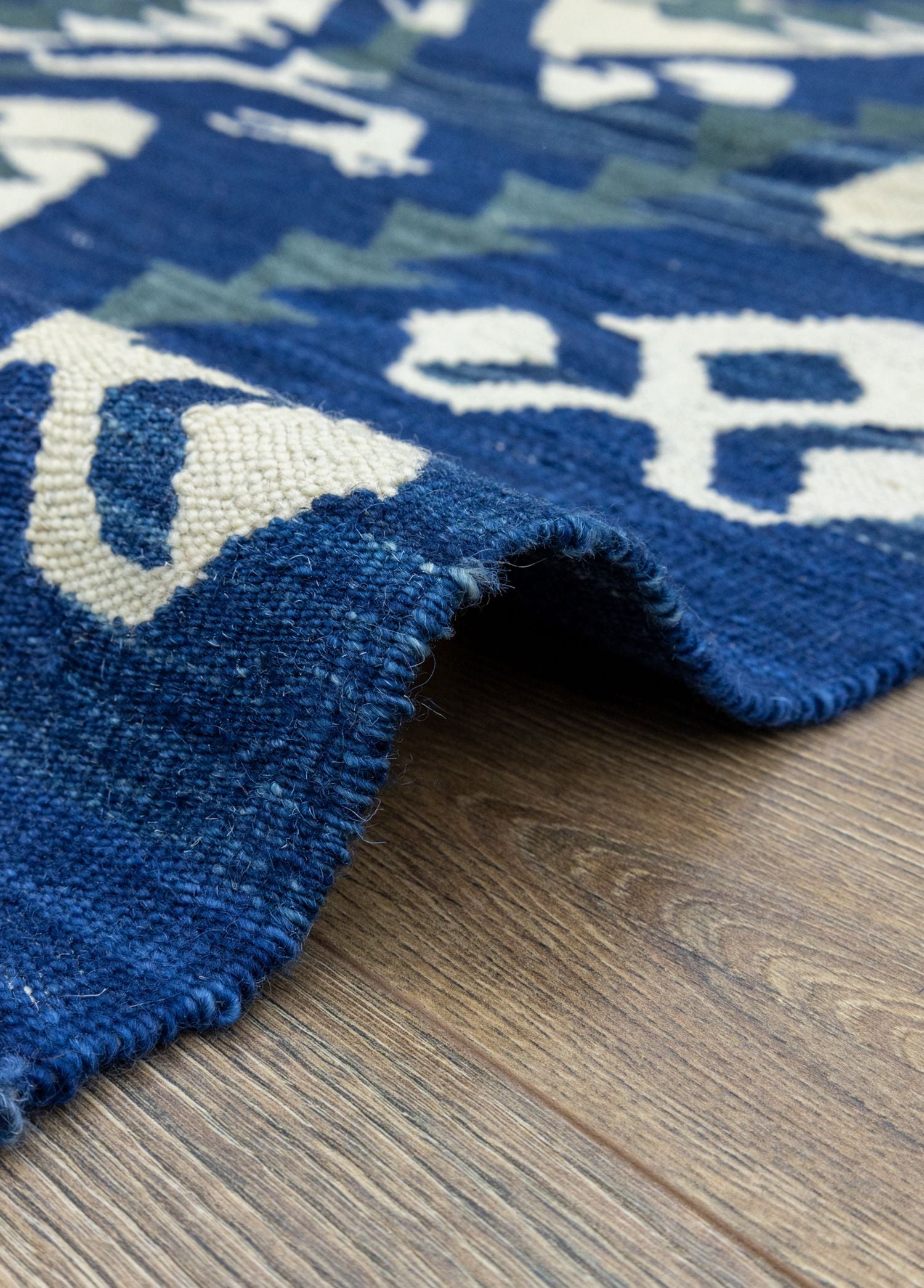 Soho Antiq-Siyurgal İlkel Desenli El Dokuma Yün Kilim 154x194 Cm-Halı-5-Milagron.com