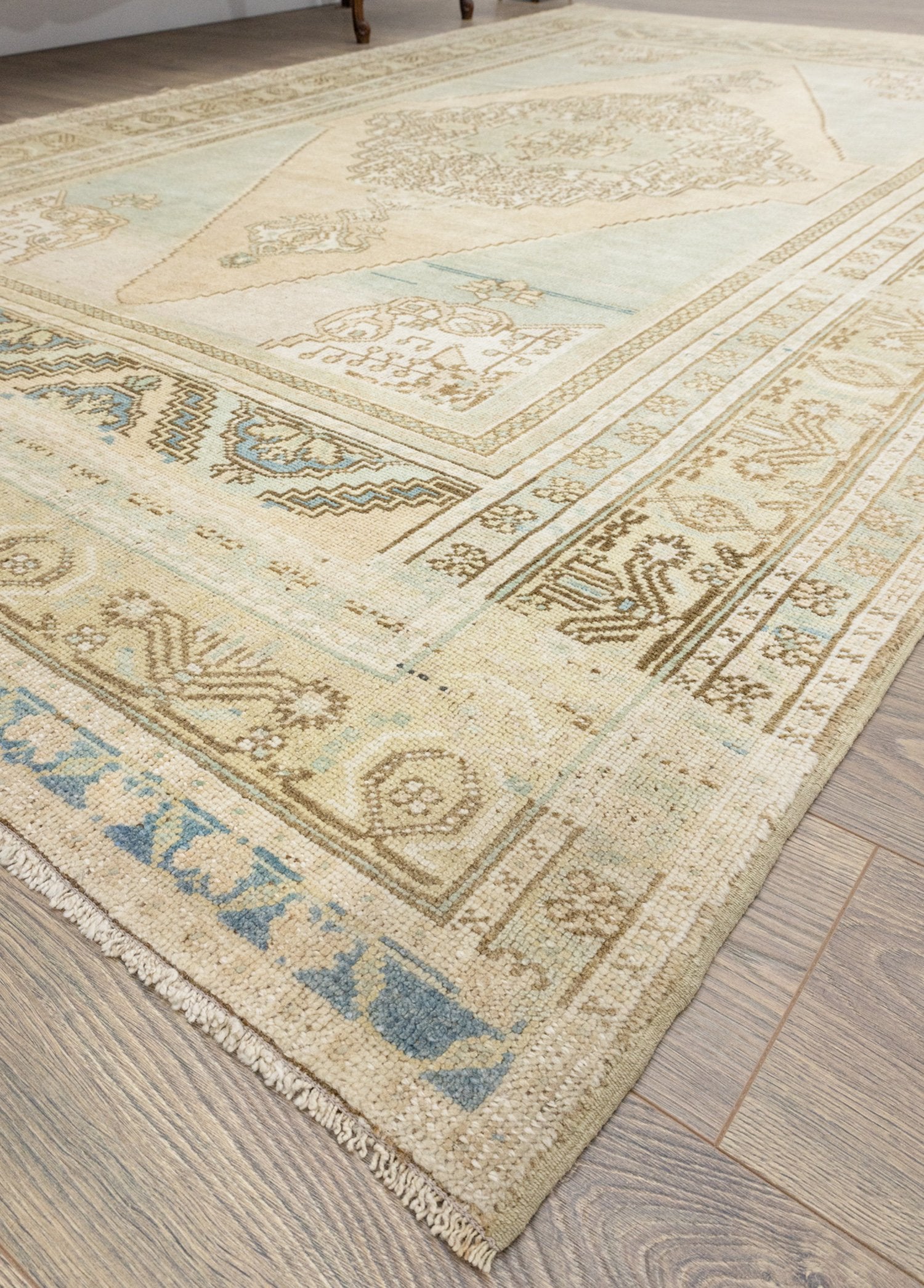 Soho Antiq-Zengi Etnik Motifli El Dokuma Yün Halı 182x289 Cm-Halı-3-Milagron.com