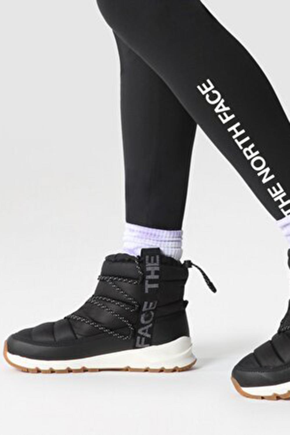 The North Face-Women Thermoball Lace Up Waterproof-Bot-2-Milagron.com