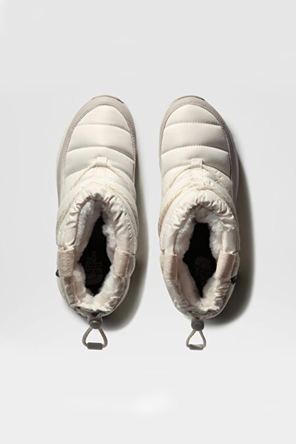 The North Face-Women Thermoball Lace Up Waterproof-Bot-4-Milagron.com