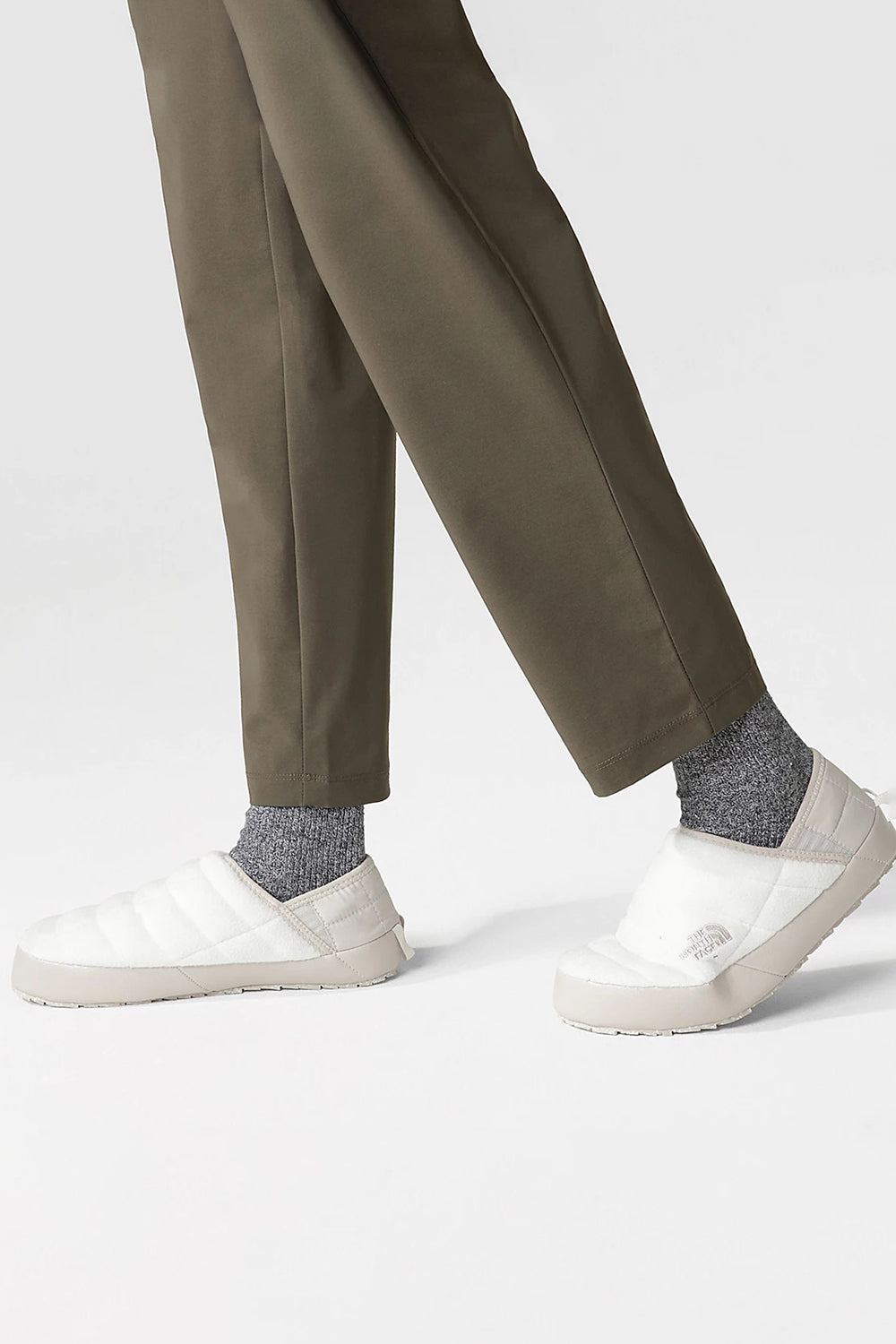 The North Face-Women Thermoball Traction Mule V Denali-Sandalet & Terlik-7-Milagron.com