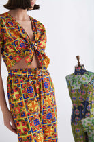 Barcelona Ön Detaylı Bağlamalı Bluz - 0