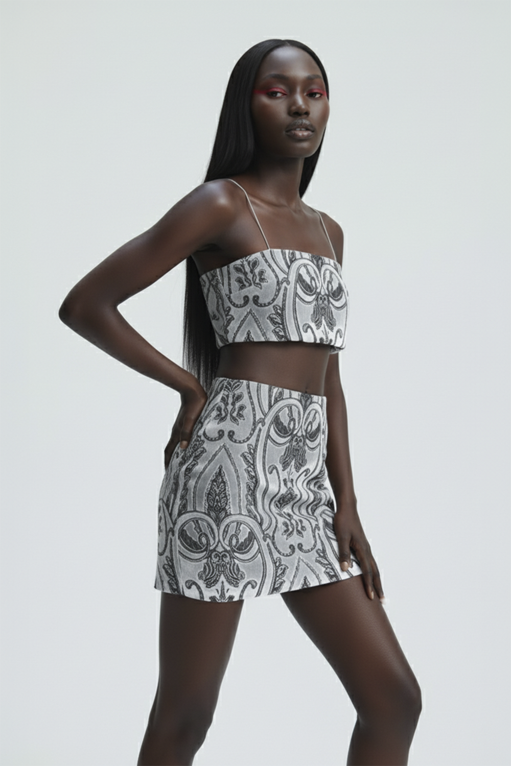 Limited Edition Danae Griftalia - Gri Kadife Etek - 1