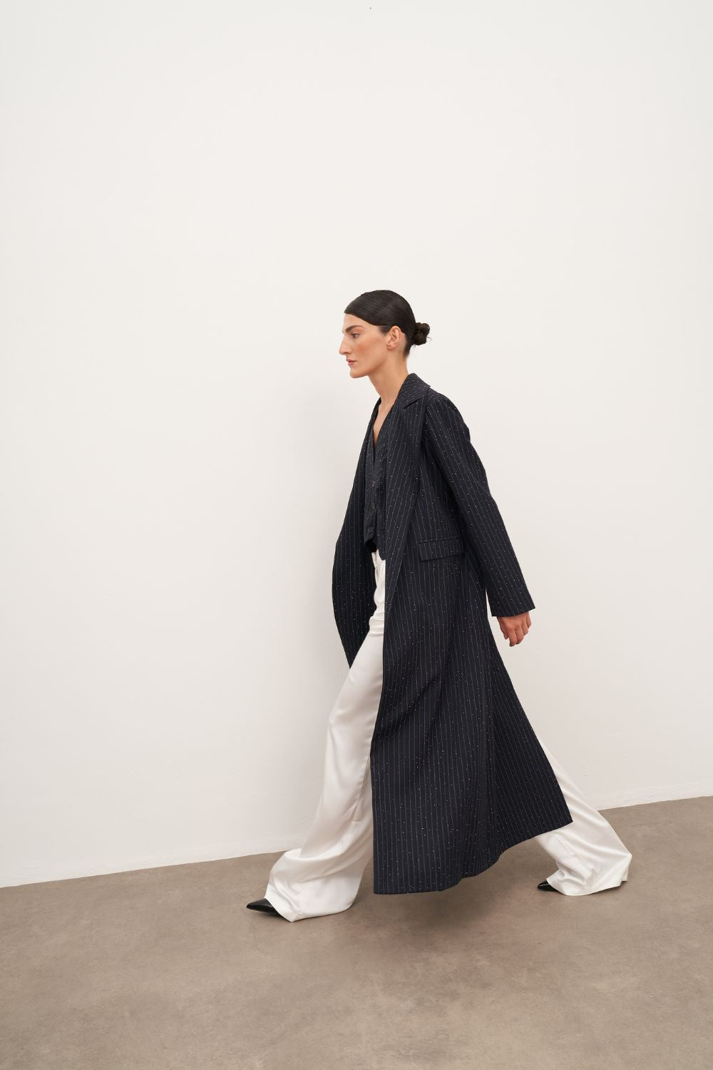 Geniş Omuz Detaylı Maxi Trençkot - 1