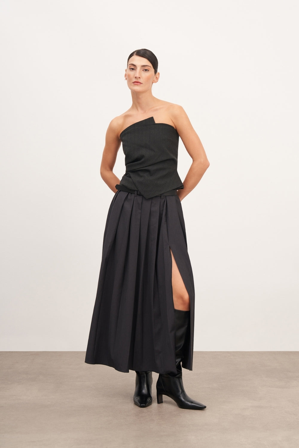 Pileli Yırtmaç Ve Cep Detaylı Uzun Etek - 4