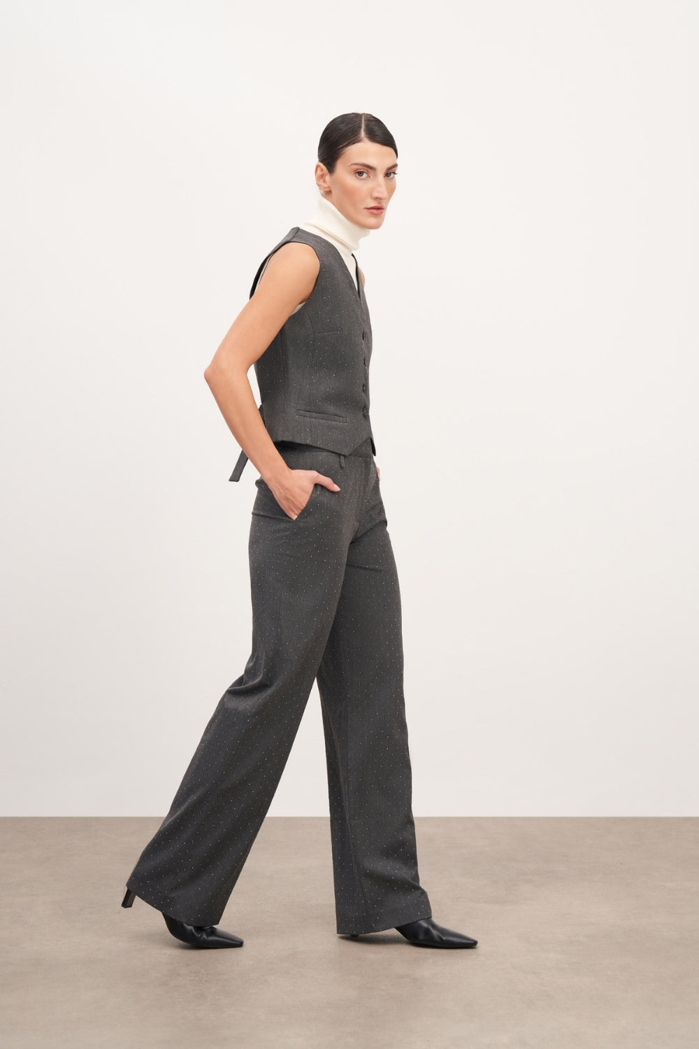 Füme Pileli Geniş Kesim Pantolon - 1