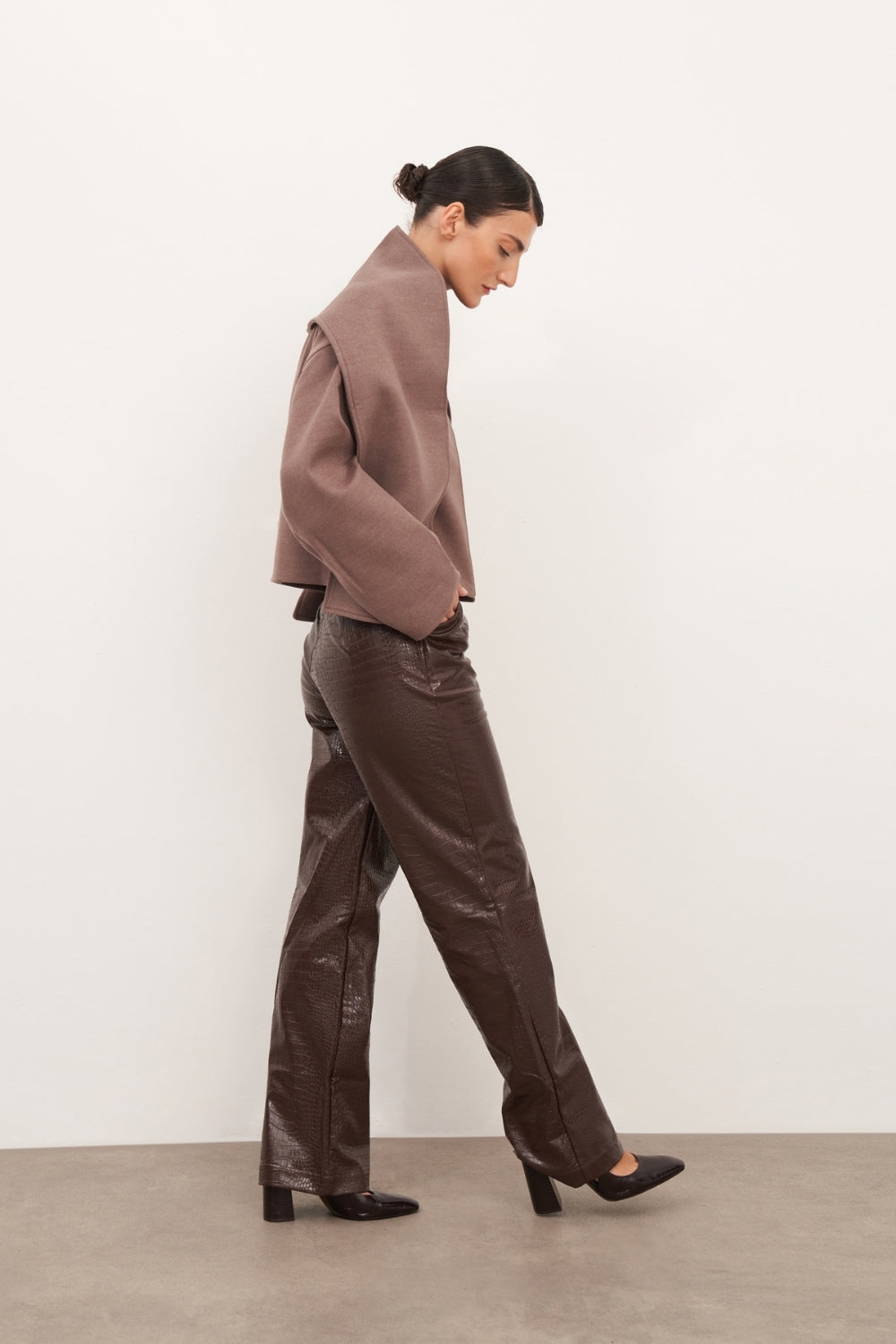 Timsah Görünümlü Düz Kesim Pantolon - 0