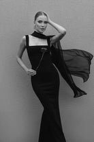 Kare Yaka Siyah Elbise - 0