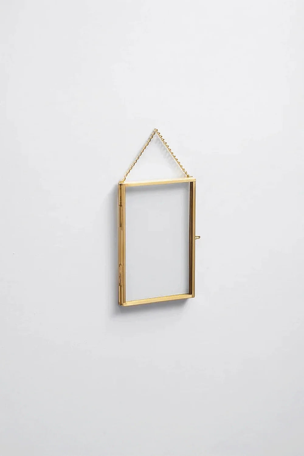 Dikey Pirinç Gold Kapaklı Cam Duvar Askılı Fotoğraf Çerçevesi 12x8cm - 0