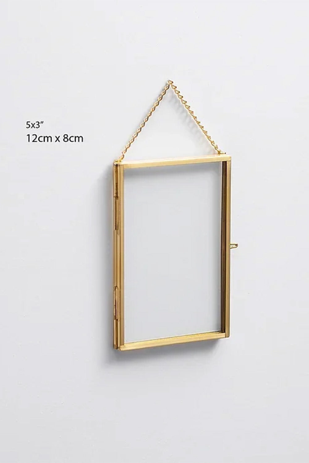 Dikey Pirinç Gold Kapaklı Cam Duvar Askılı Fotoğraf Çerçevesi 12x8cm - 1