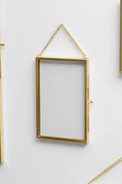 Dikey Pirinç Gold Kapaklı Cam Duvar Askılı Fotoğraf Çerçevesi 12x8cm - 5