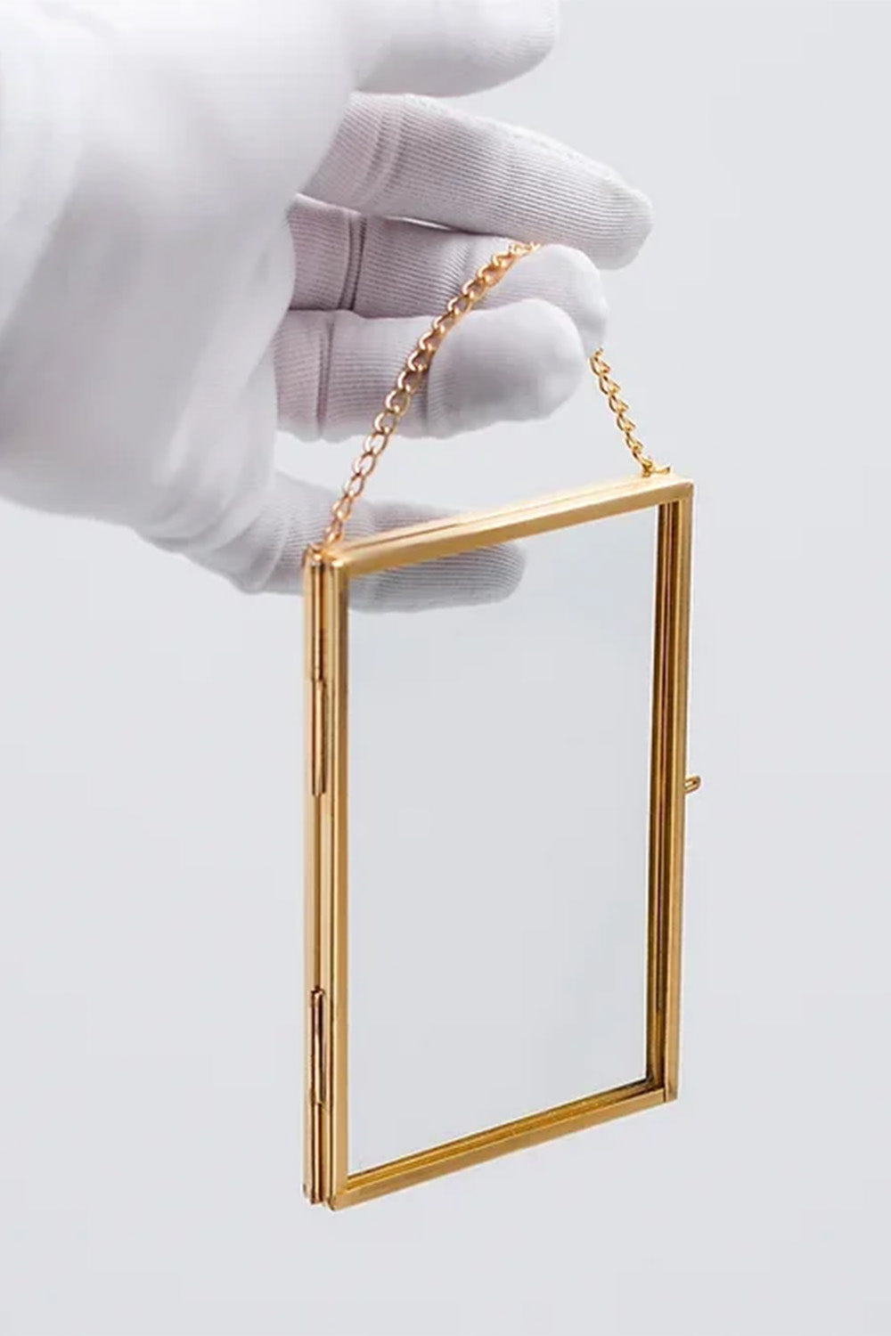 Dikey Pirinç Gold Kapaklı Cam Duvar Askılı Fotoğraf Çerçevesi 12x8cm - 6