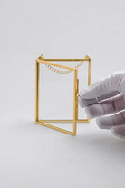 Dikey Pirinç Gold Kapaklı Cam Duvar Askılı Fotoğraf Çerçevesi 10x8cm - 3