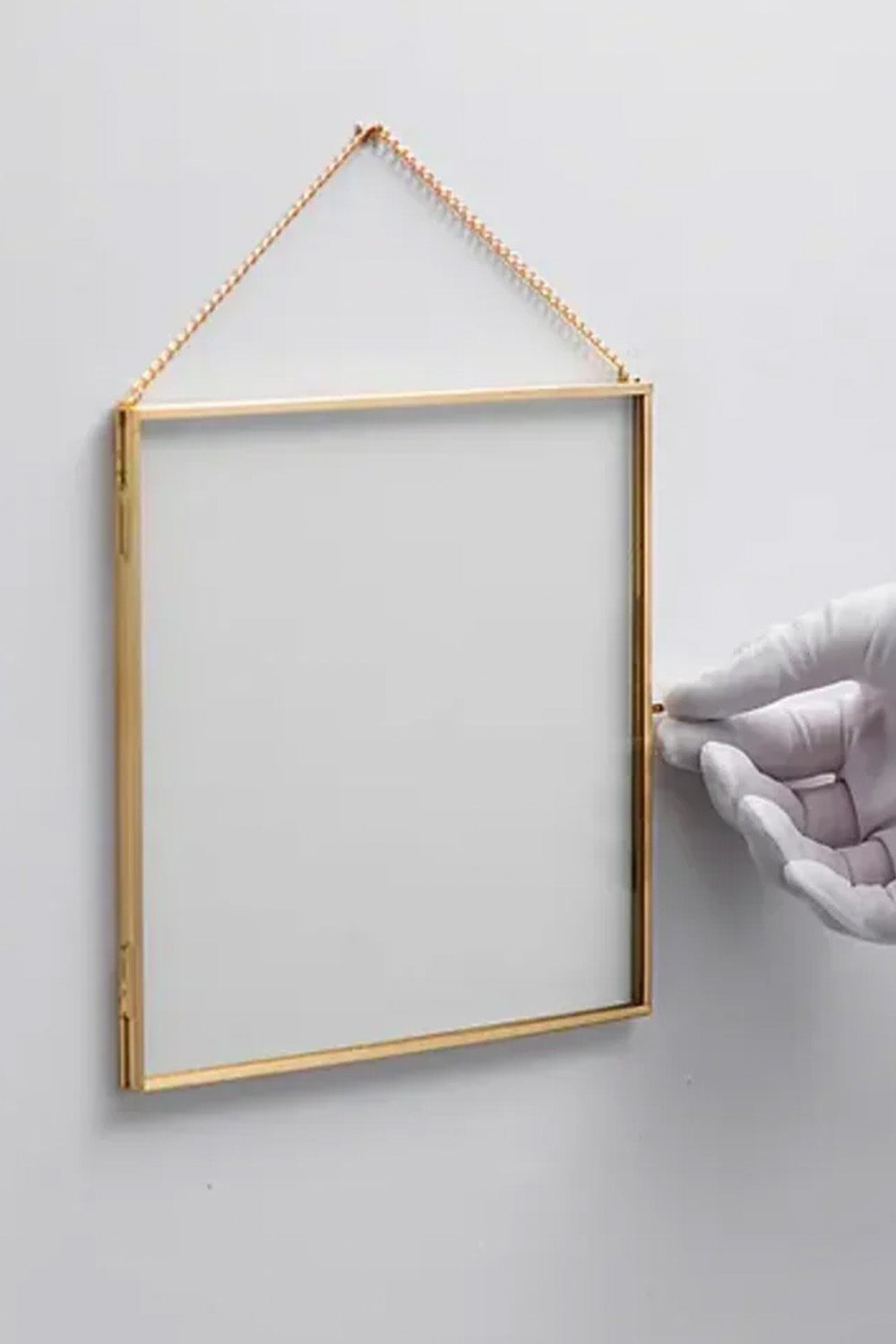 Pirinç Gold Kapaklı Cam Duvar Askılı Fotoğraf Çerçevesi 20x20cm - 3